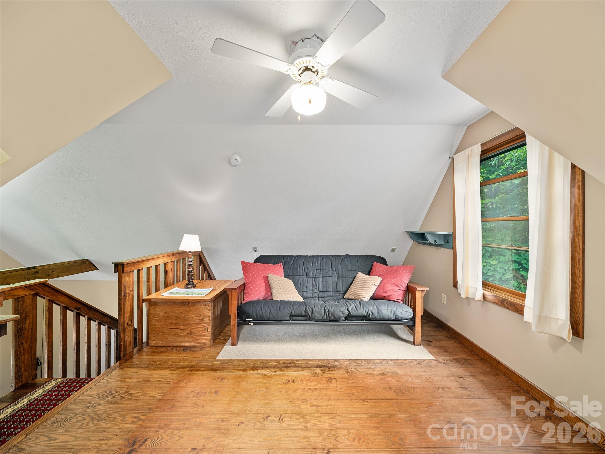 262 Little Pond Drive — Burnsville