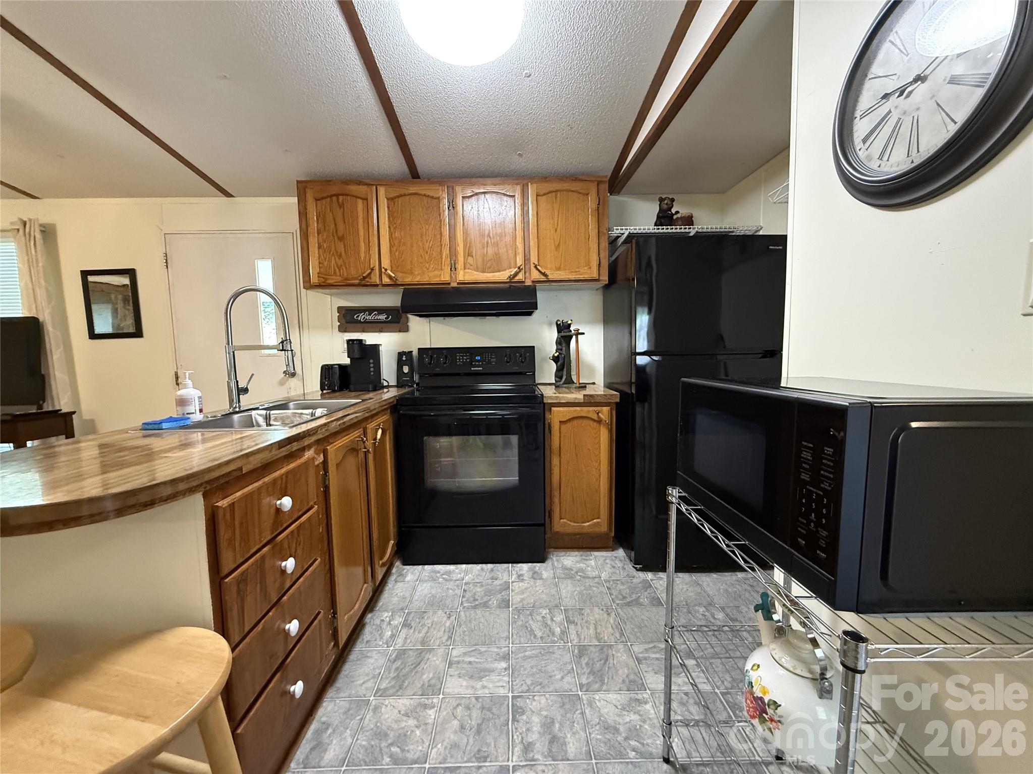 4126 & 4128 Pumpkintown Road — Sylva