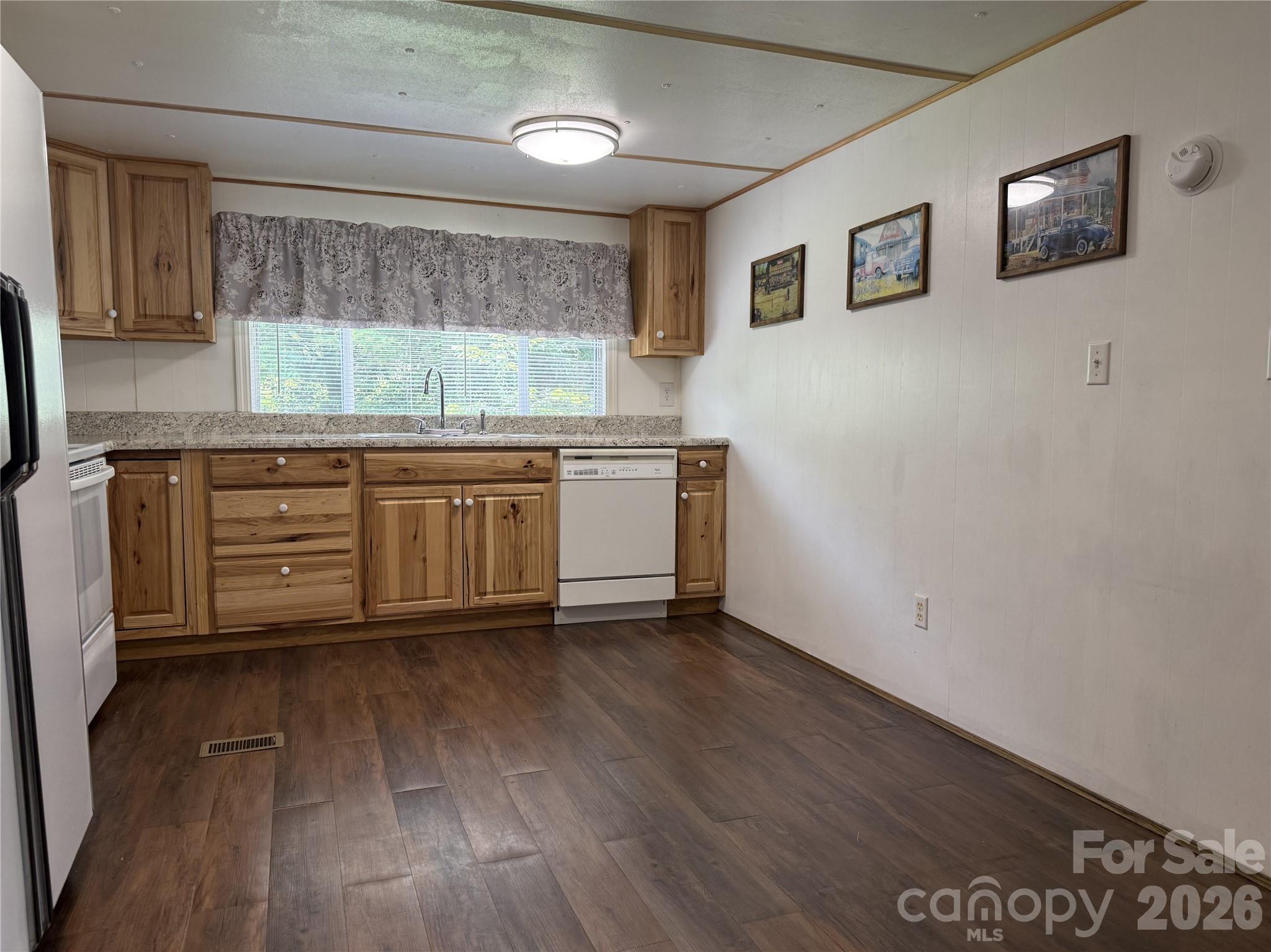 4126 & 4128 Pumpkintown Road — Sylva