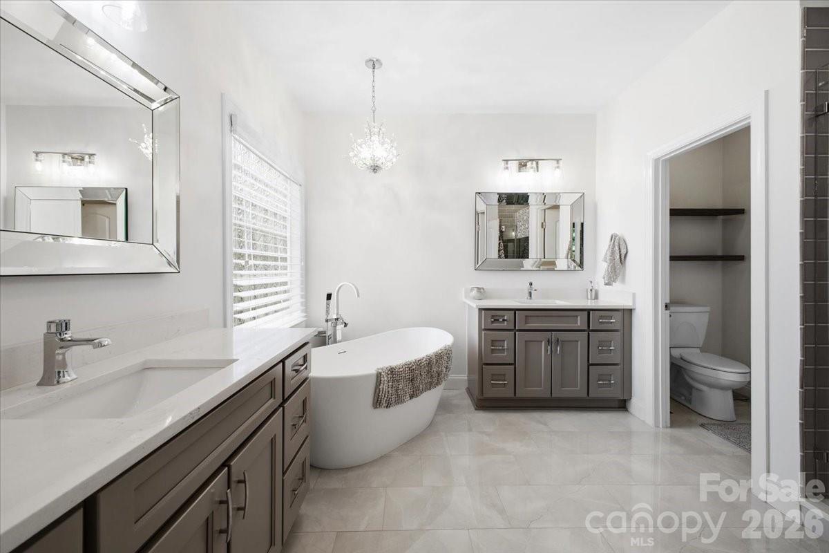 10323 Mina Court — Charlotte