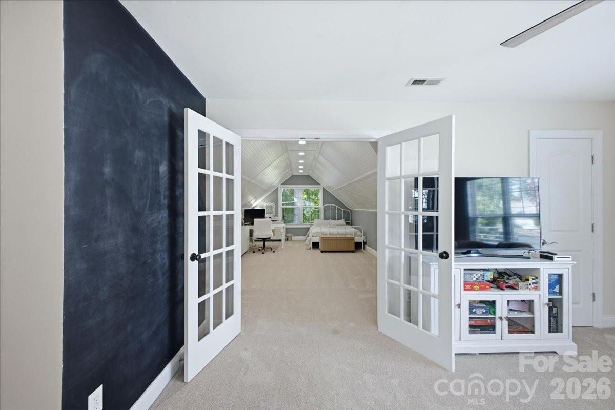 10323 Mina Court — Charlotte
