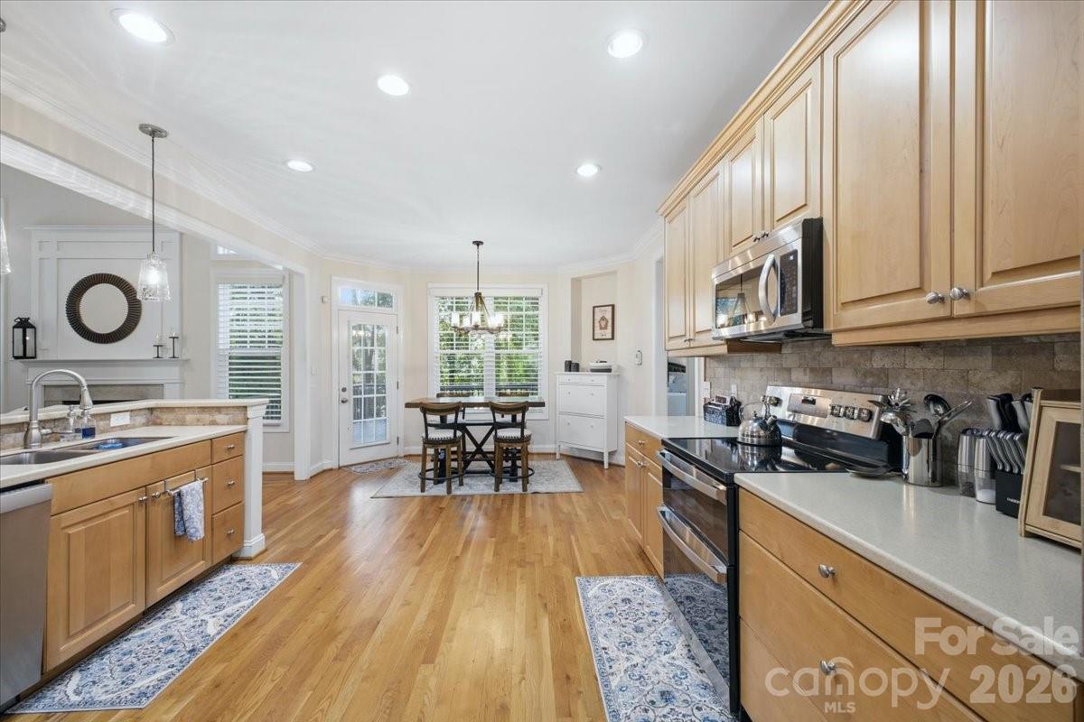 10323 Mina Court — Charlotte