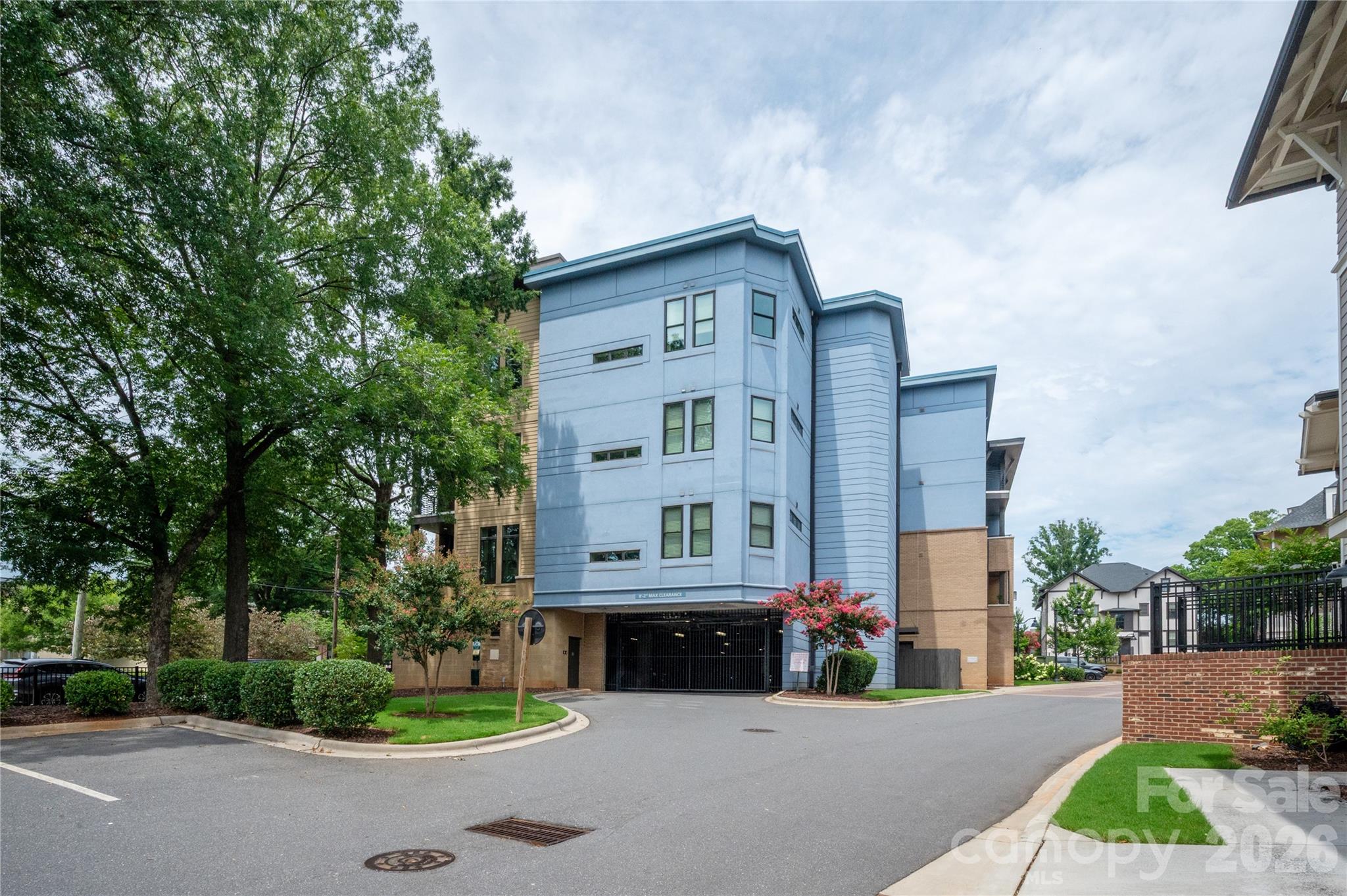 2401 Euclid Avenue #206 — Charlotte