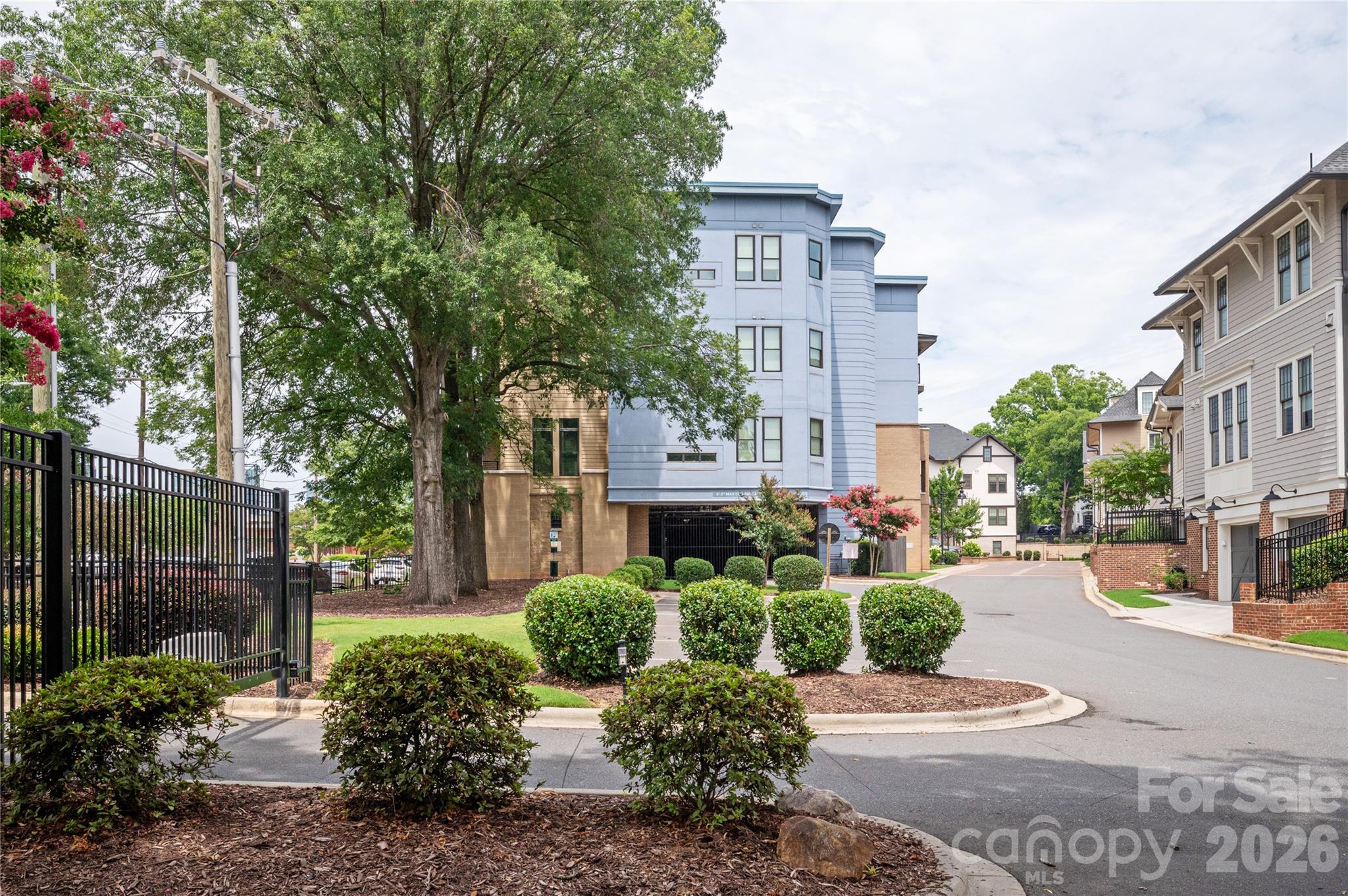 2401 Euclid Avenue #206 — Charlotte
