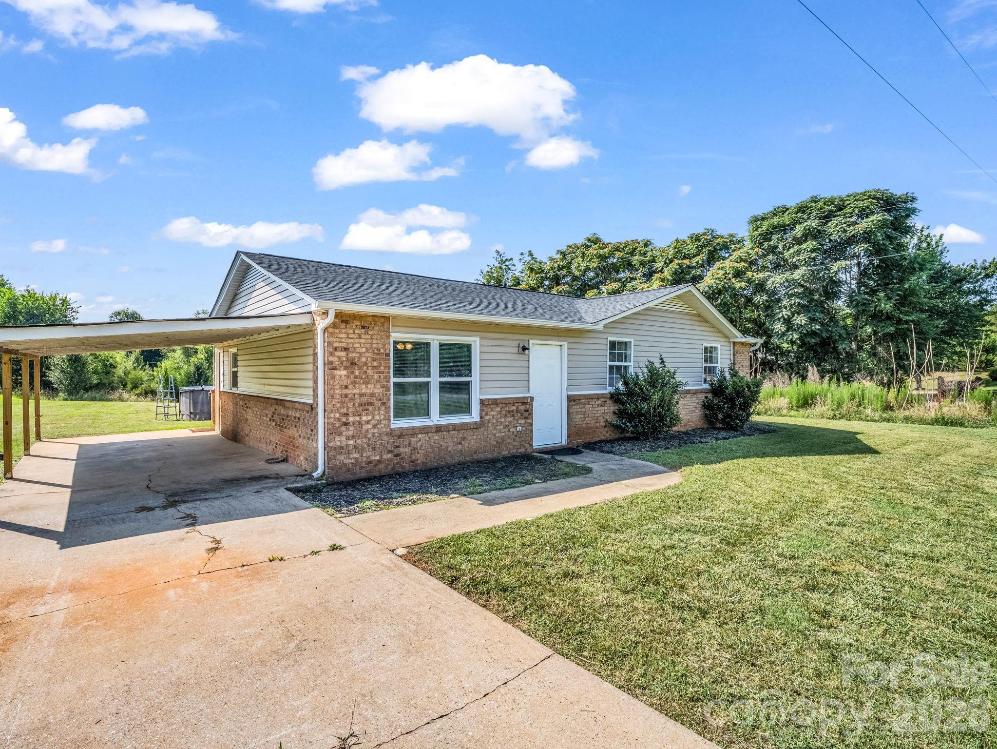 313 Harrill Road — Forest City