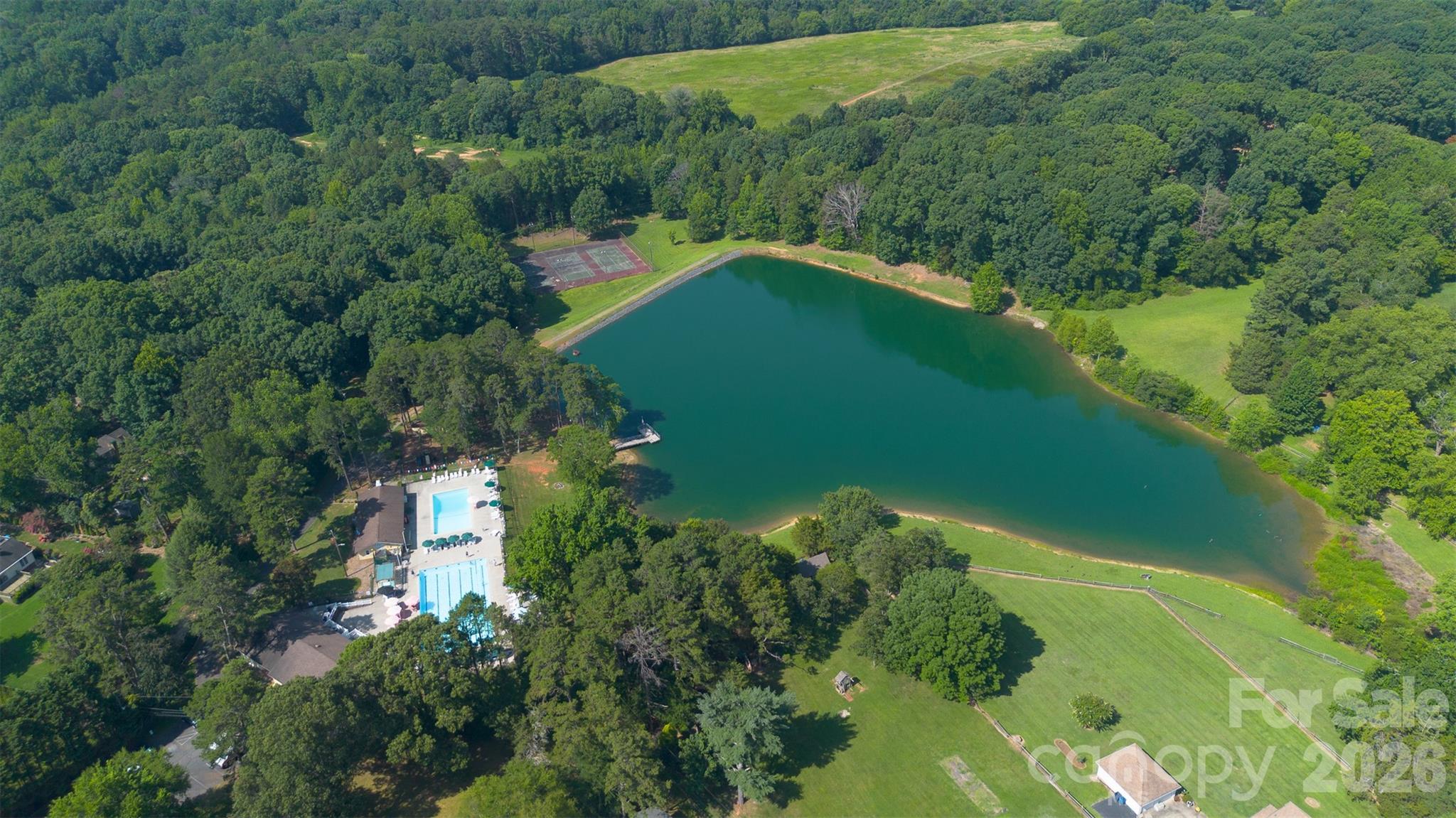 3231 Windrow Lane — Matthews