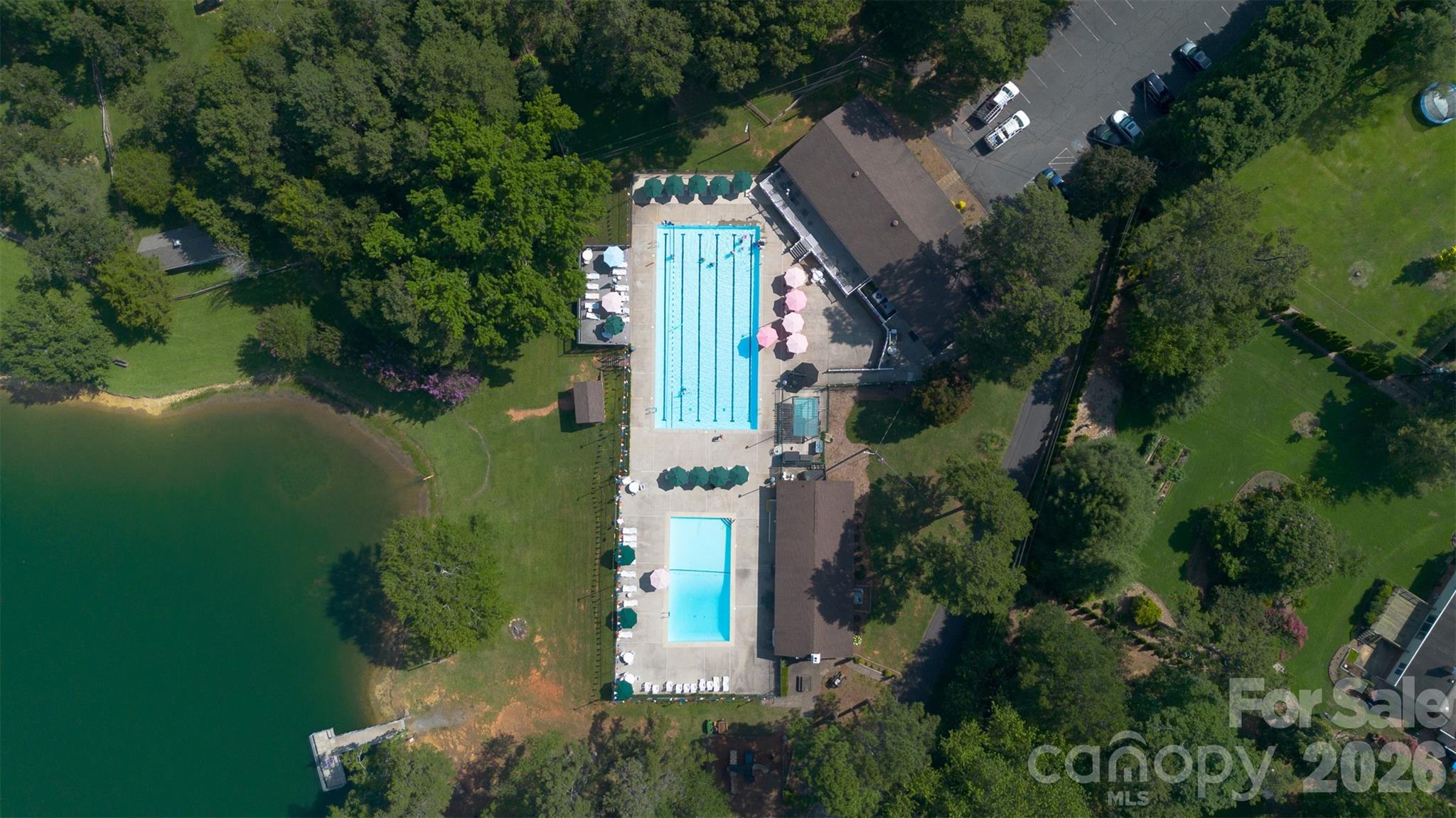 3231 Windrow Lane — Matthews