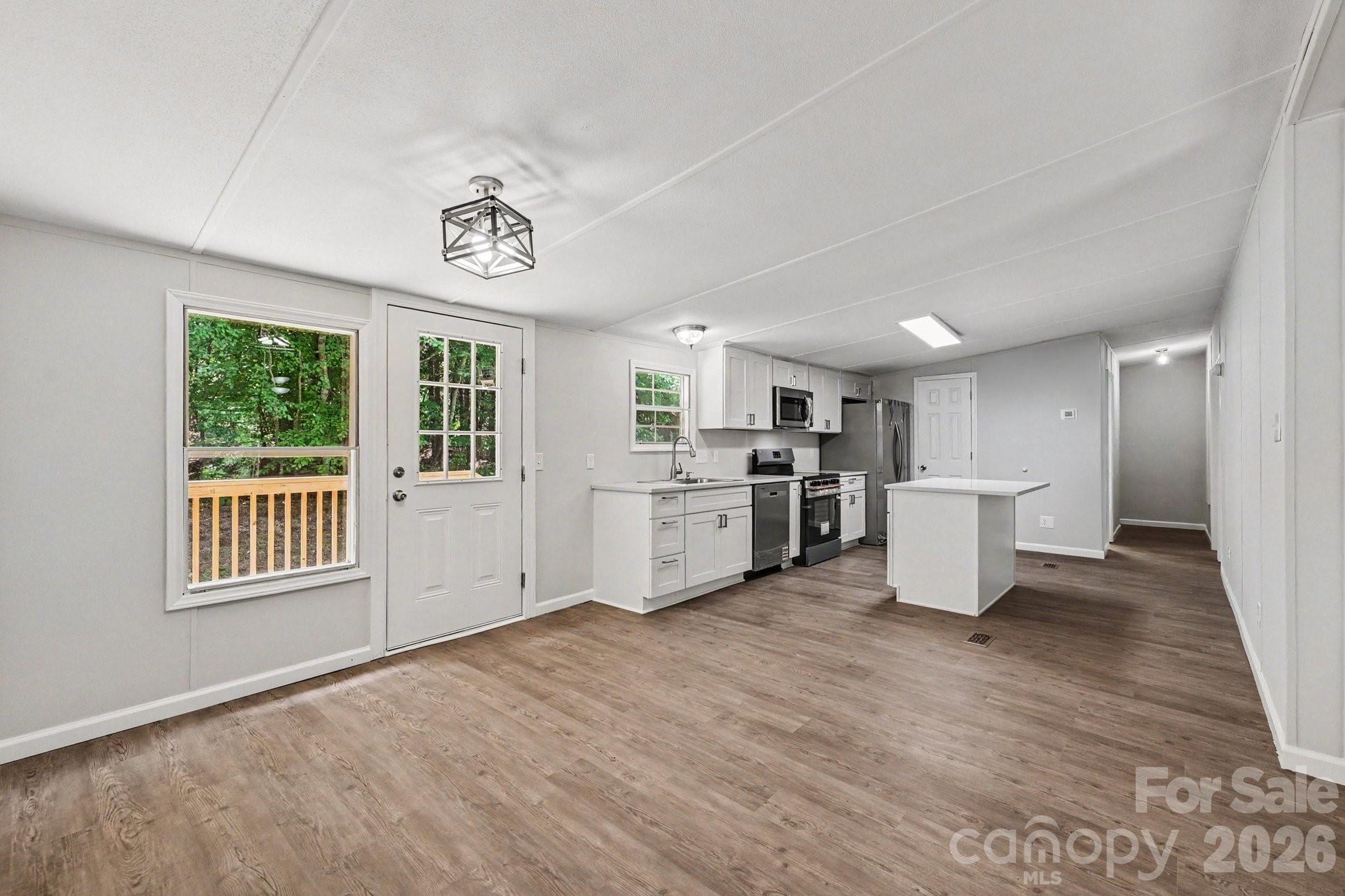 3723 Vickery Drive — Maiden