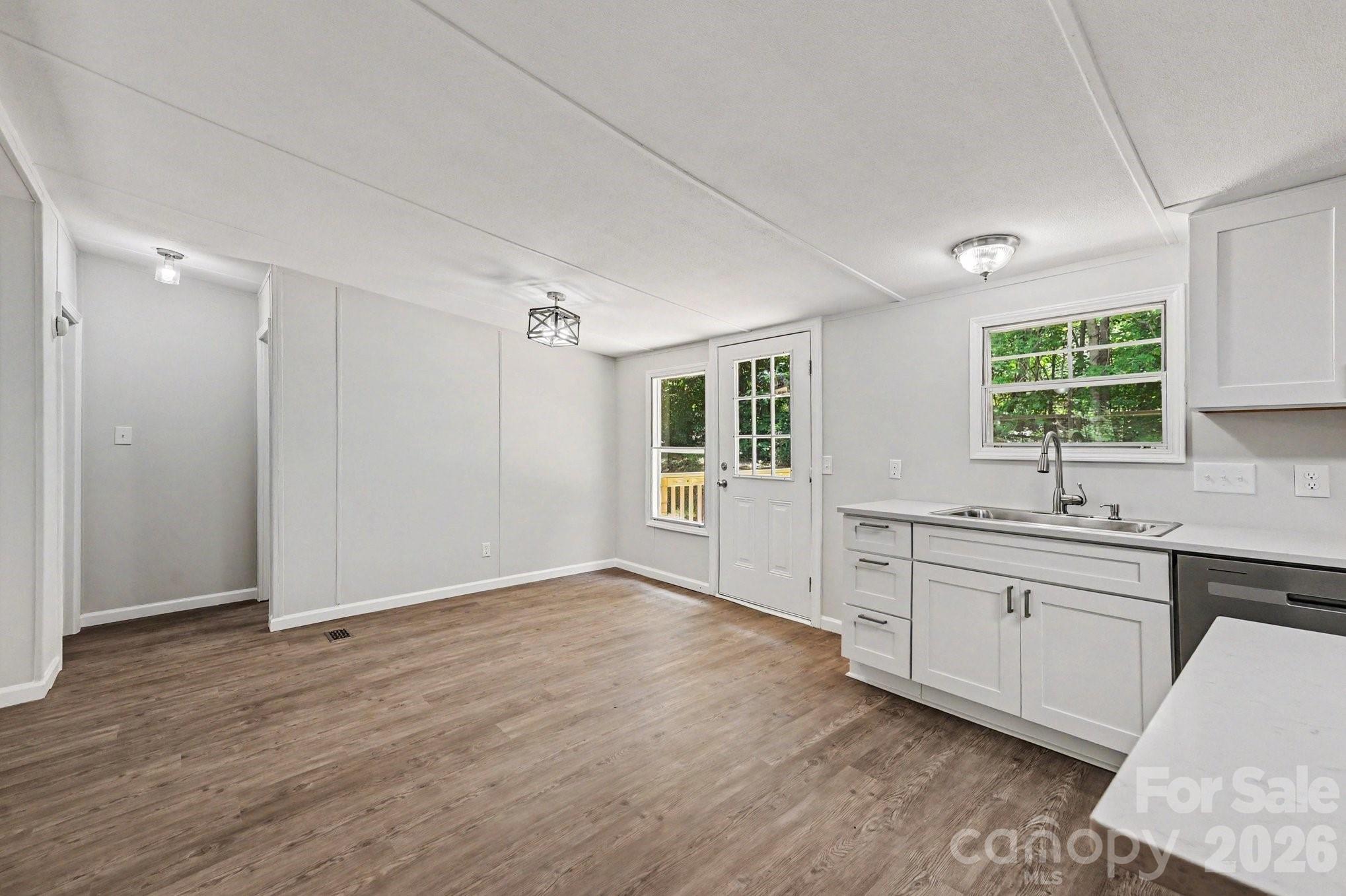 3723 Vickery Drive — Maiden