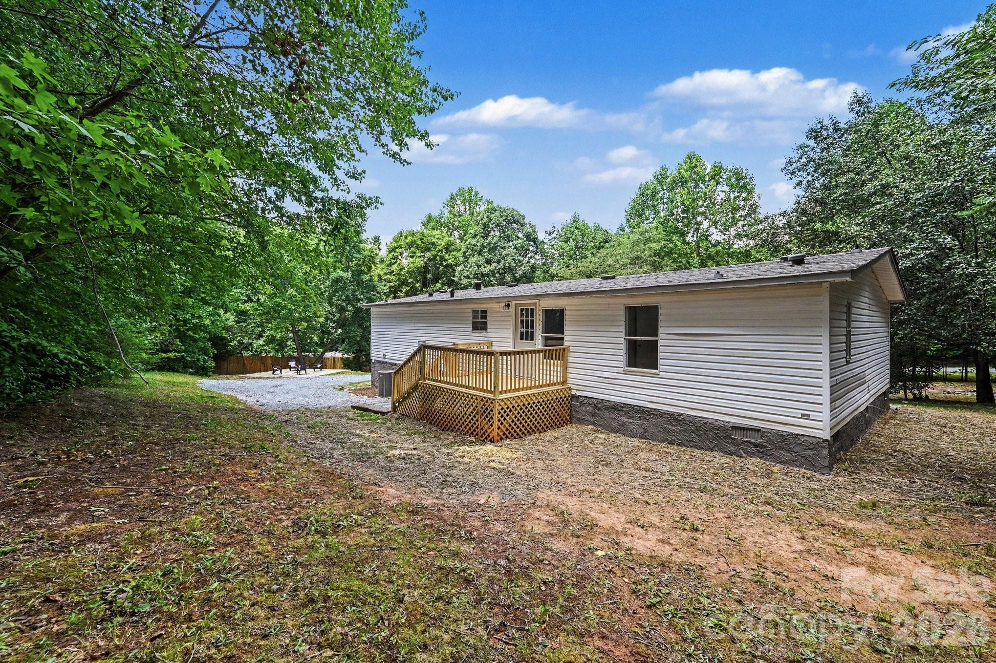 3723 Vickery Drive — Maiden
