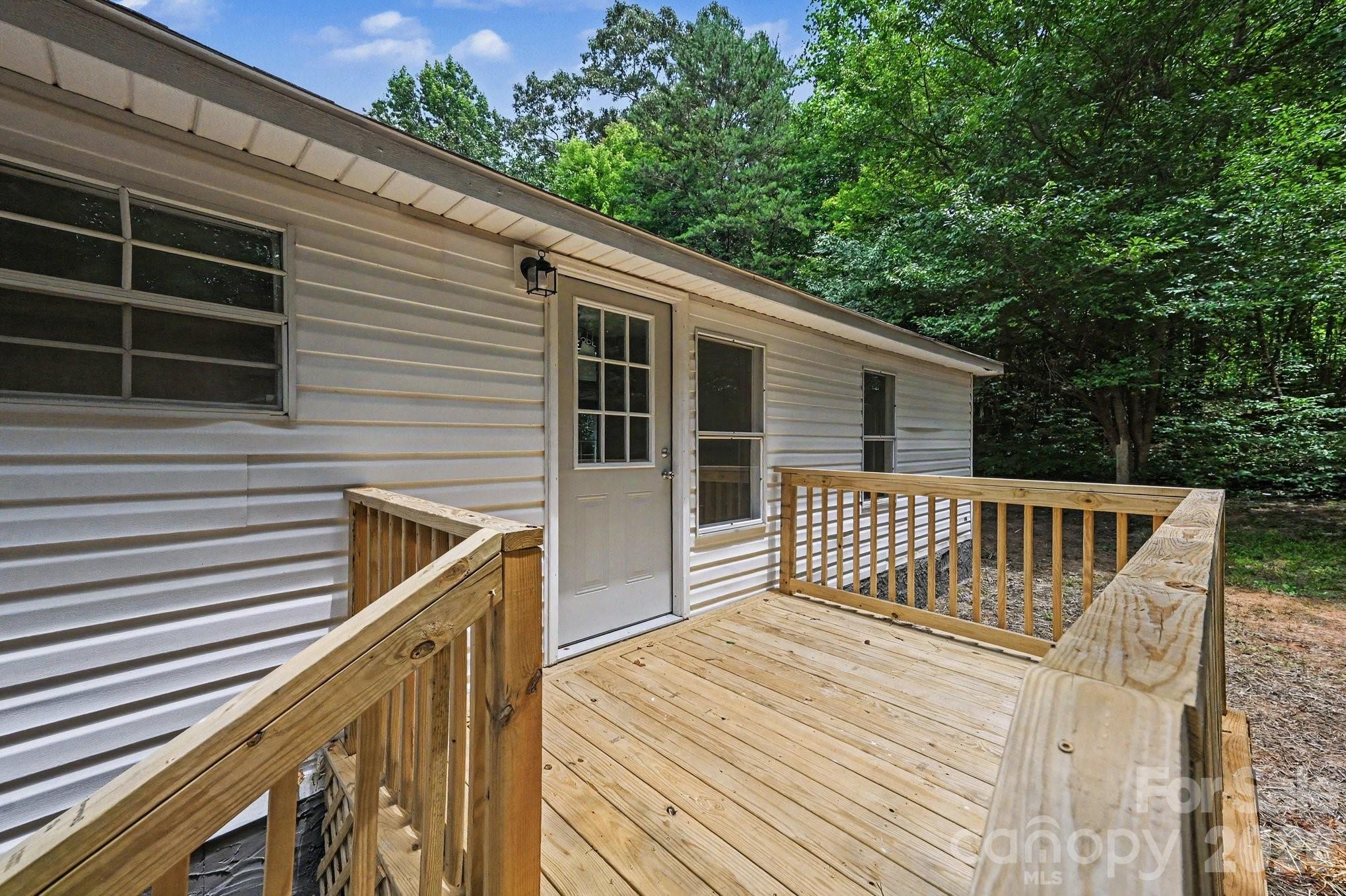 3723 Vickery Drive — Maiden