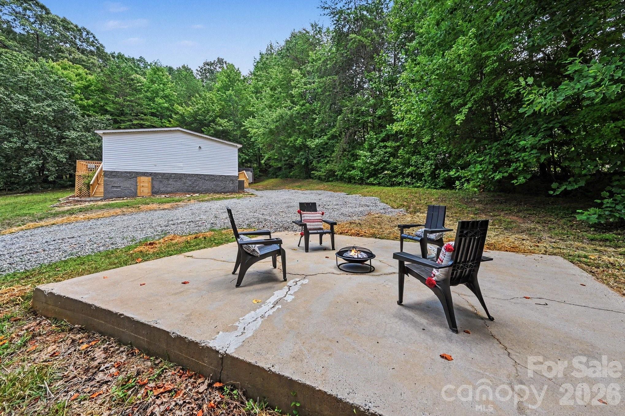 3723 Vickery Drive — Maiden