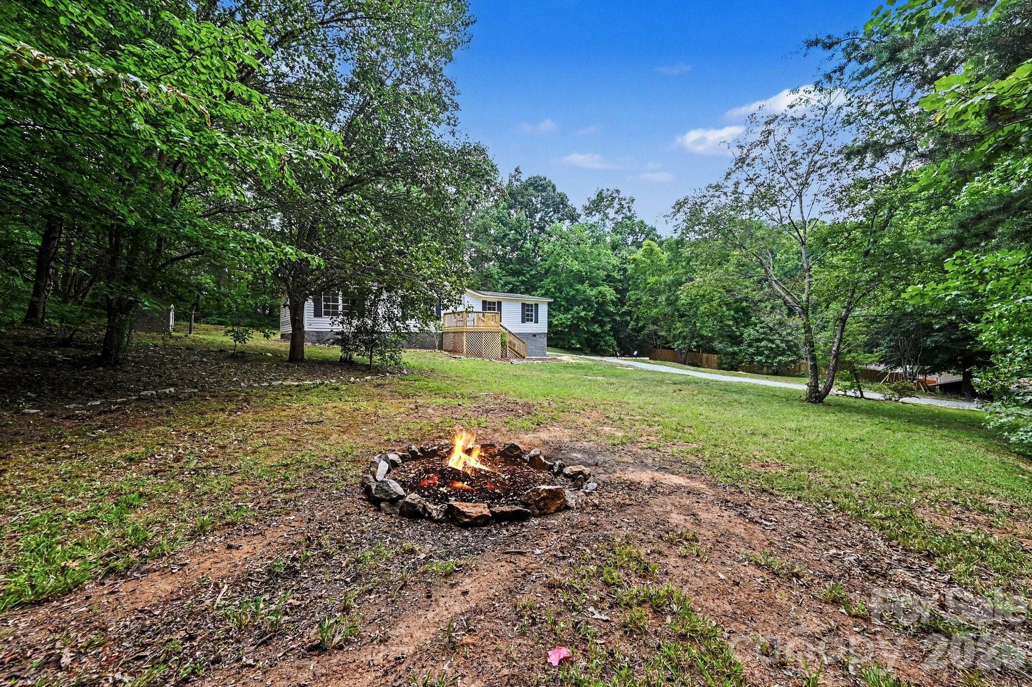 3723 Vickery Drive — Maiden