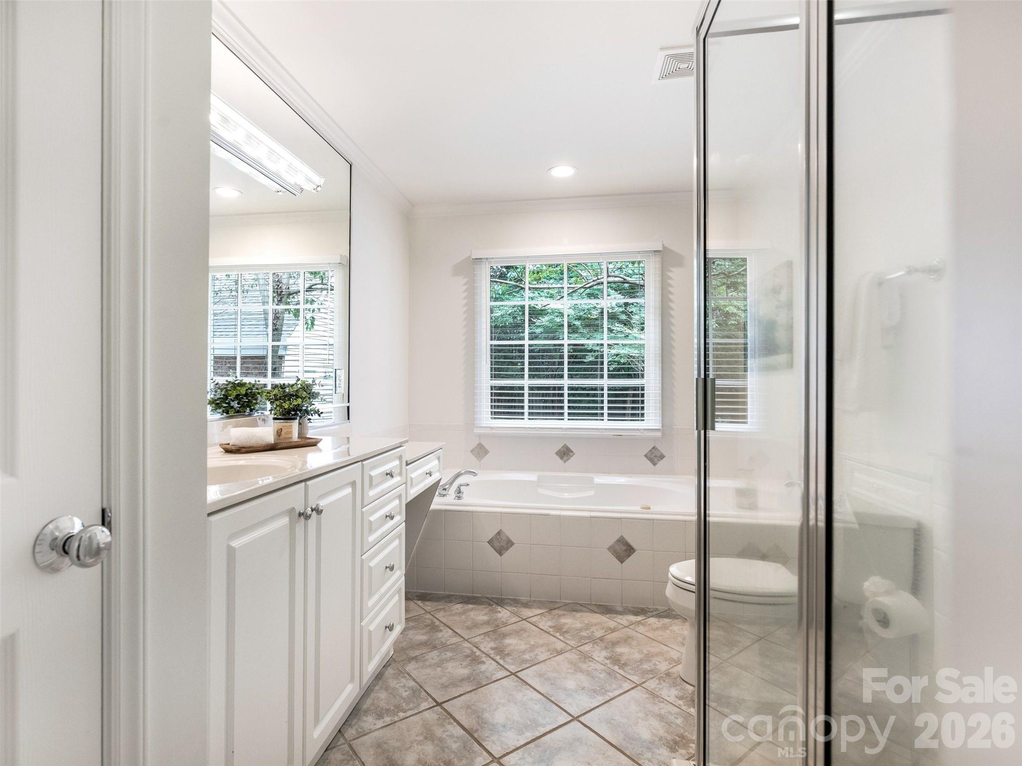 5020 Glenbrier Drive — Charlotte