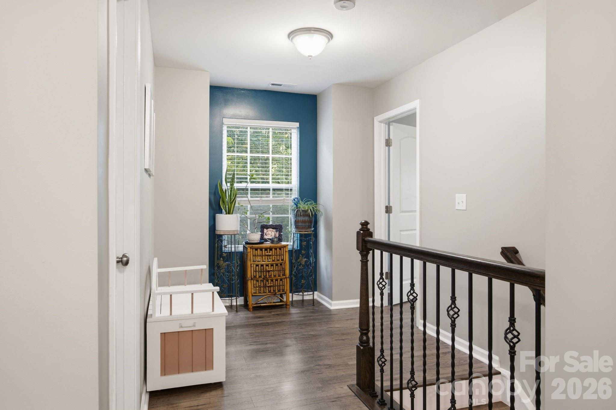 12325 Canal Drive — Huntersville