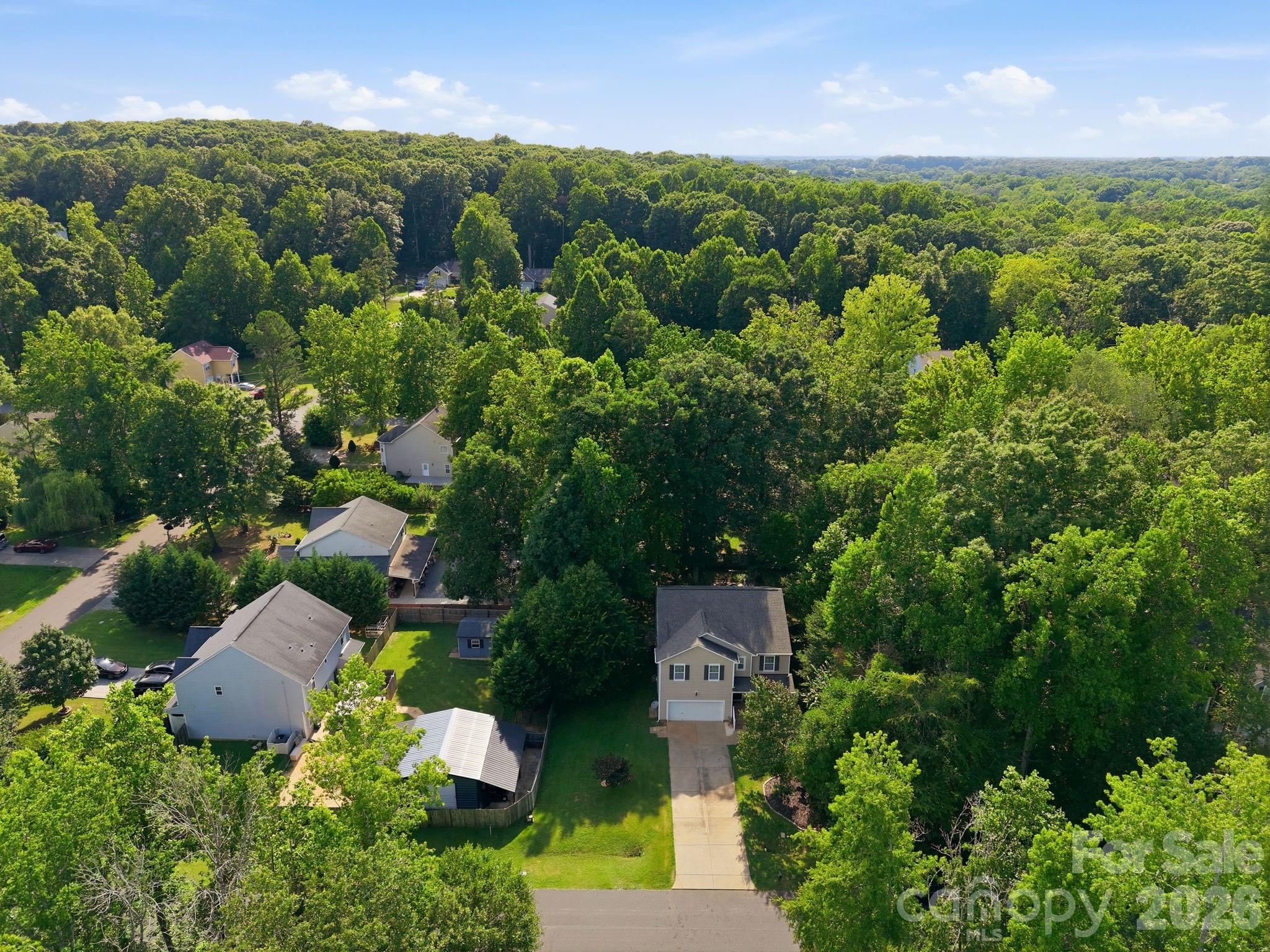 12325 Canal Drive — Huntersville