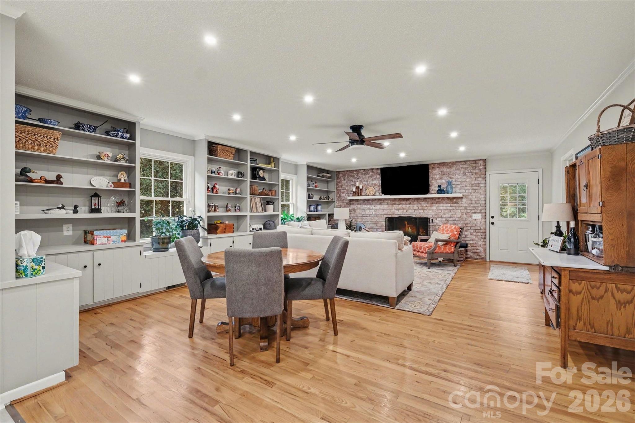 1203 Flintshire Drive — Albemarle