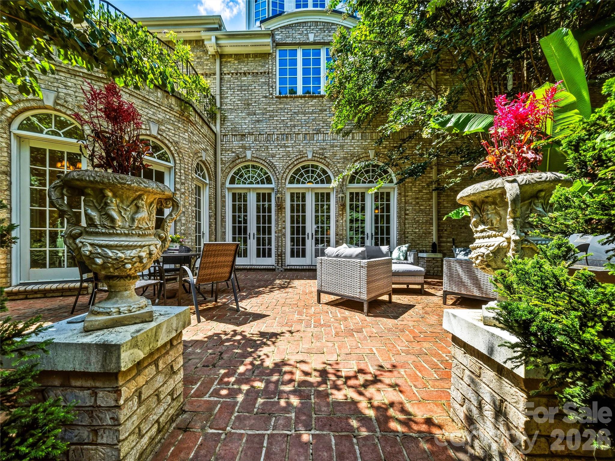 150 Rainbow View Drive — Fletcher
