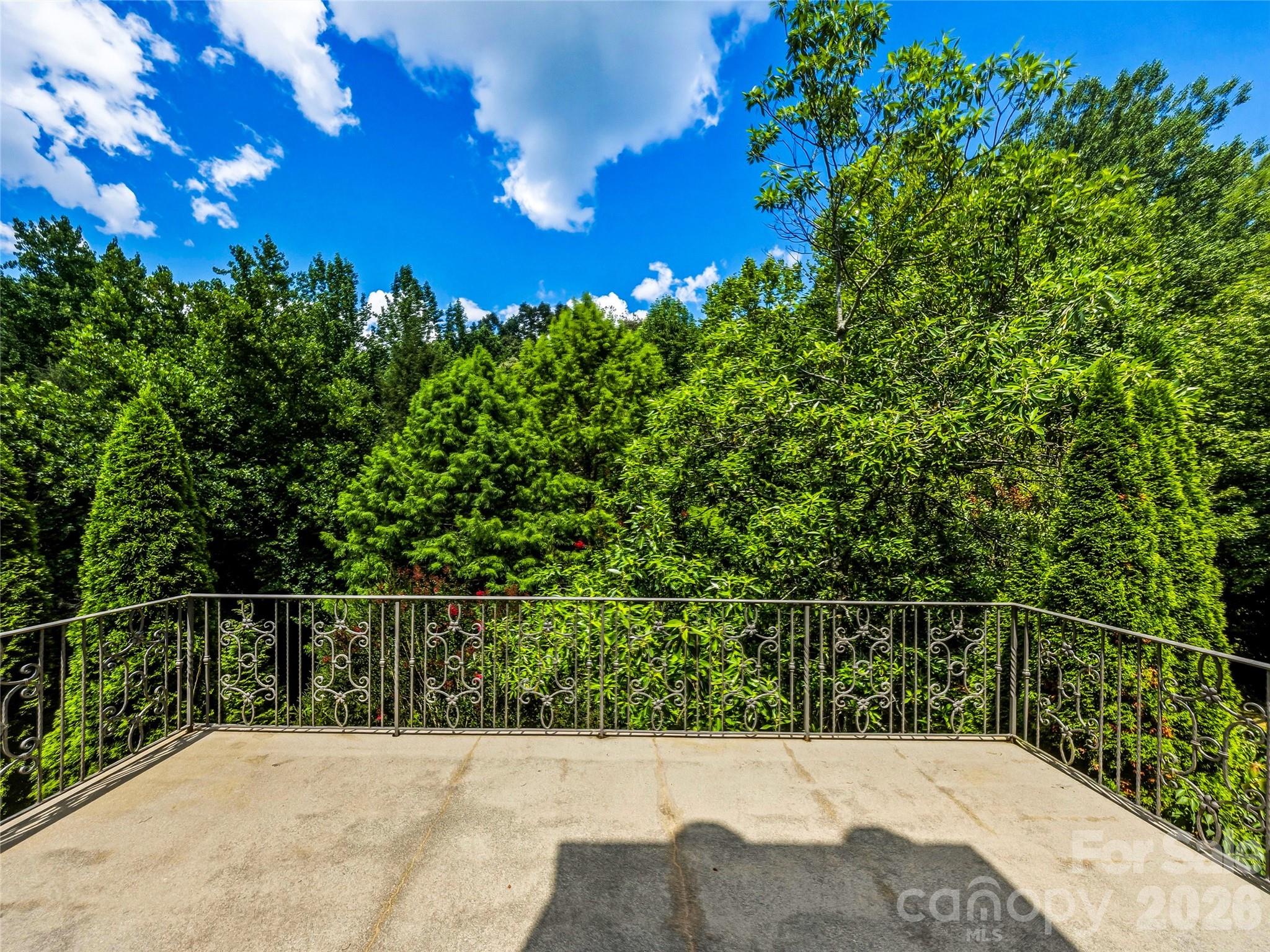 150 Rainbow View Drive — Fletcher