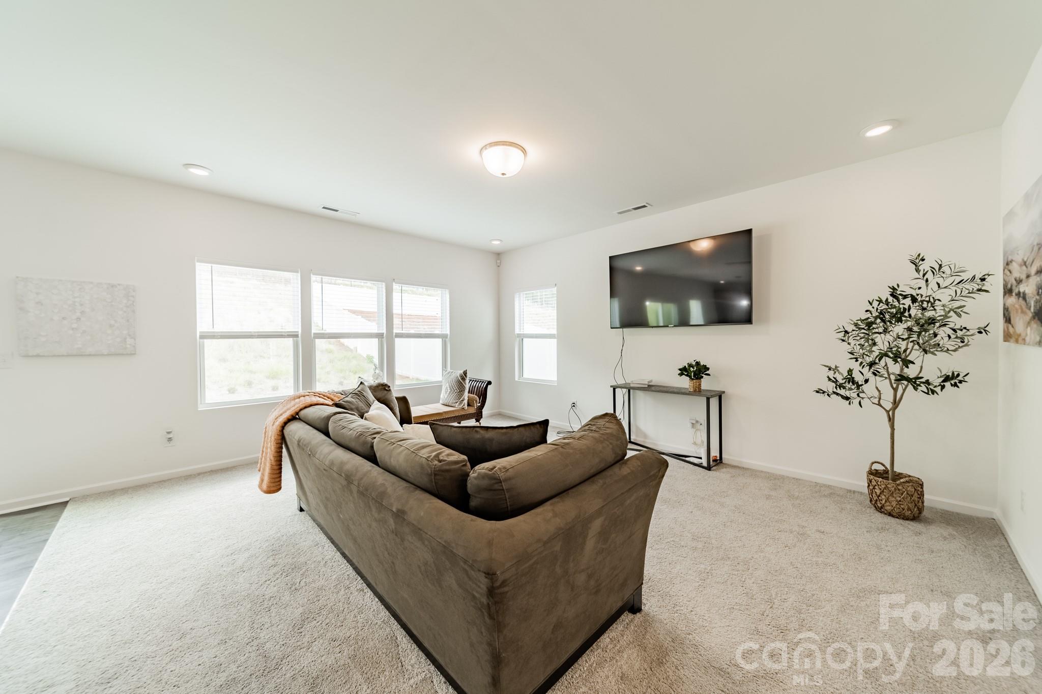 11178 Argosy Drive — Lancaster