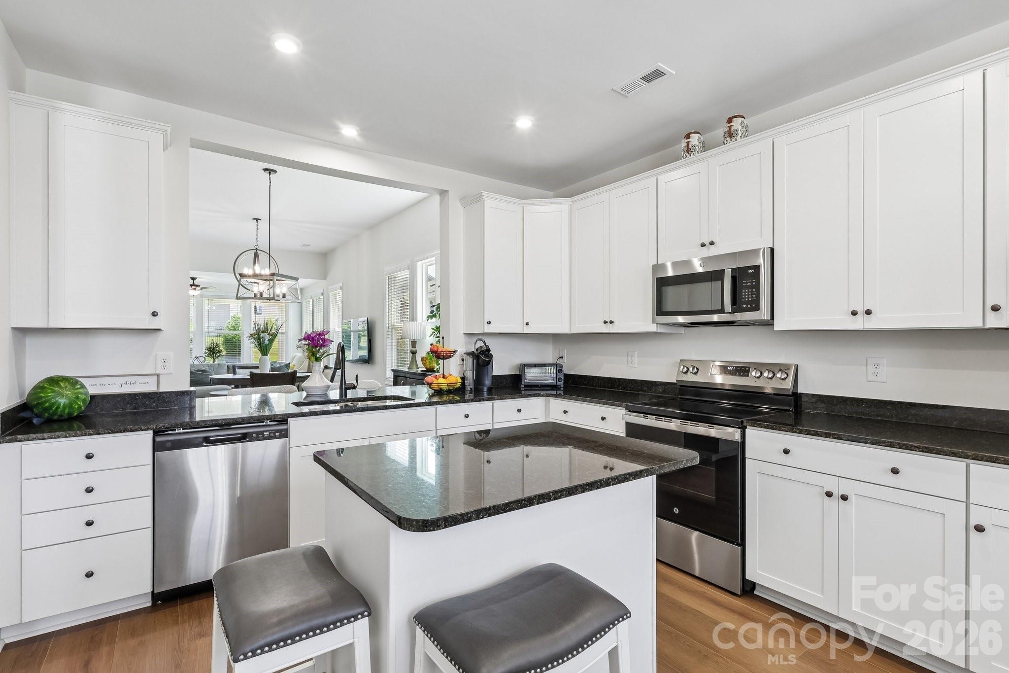 8410 Profit Lane — Charlotte