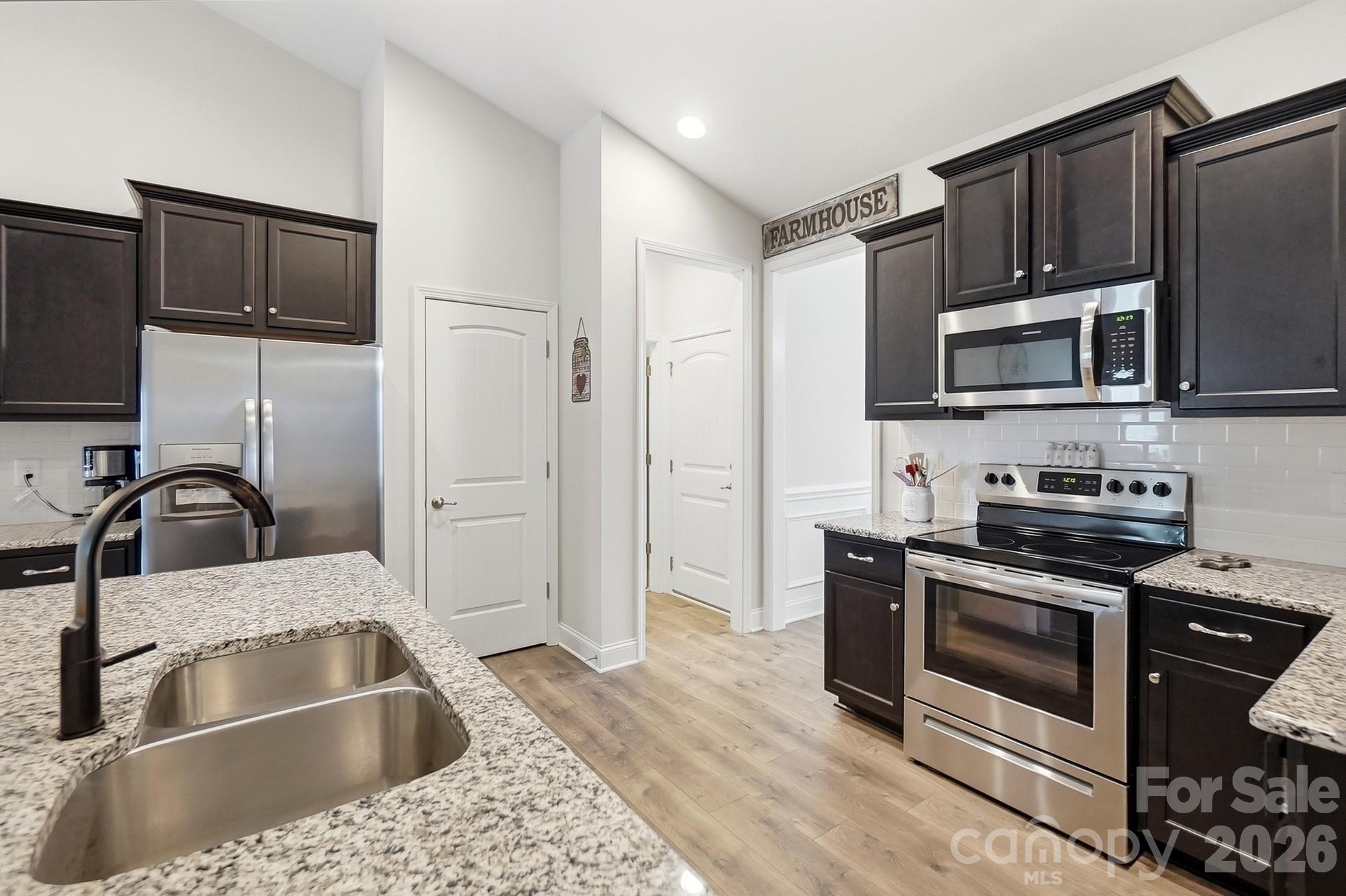 7166 Barleywood Drive — Locust