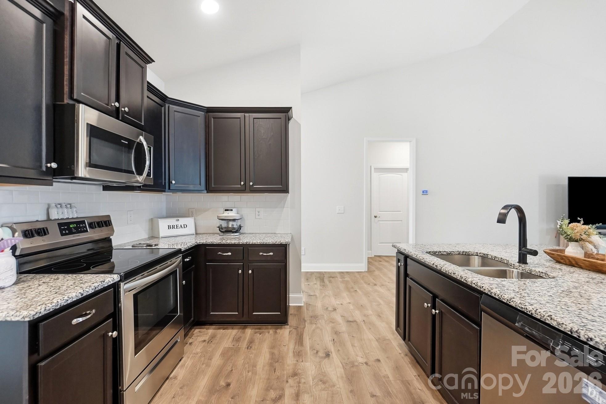 7166 Barleywood Drive — Locust