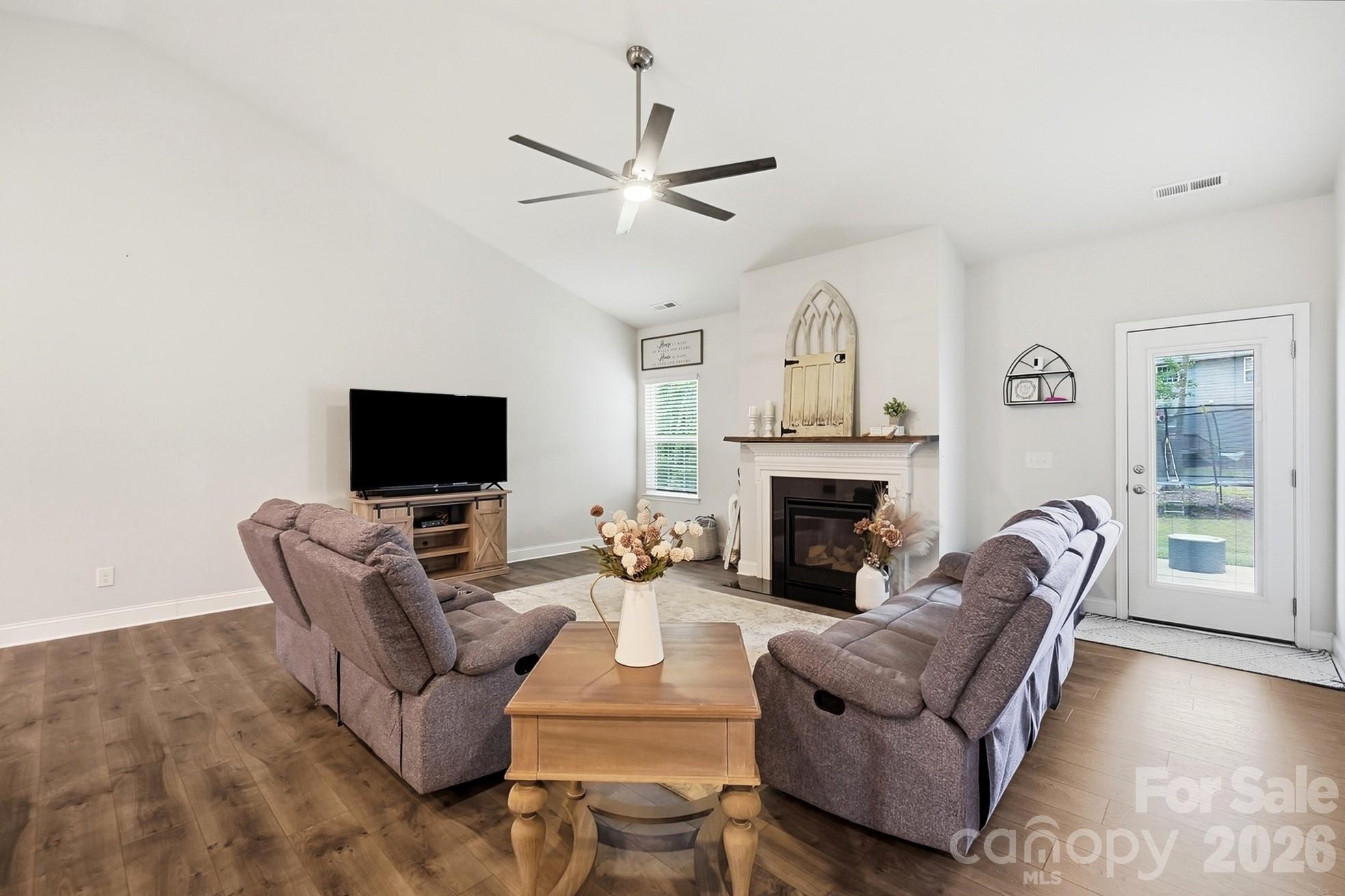 7166 Barleywood Drive — Locust