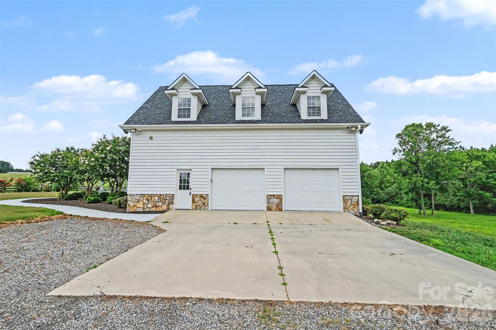 940 Wade Funderburk Road — Pageland