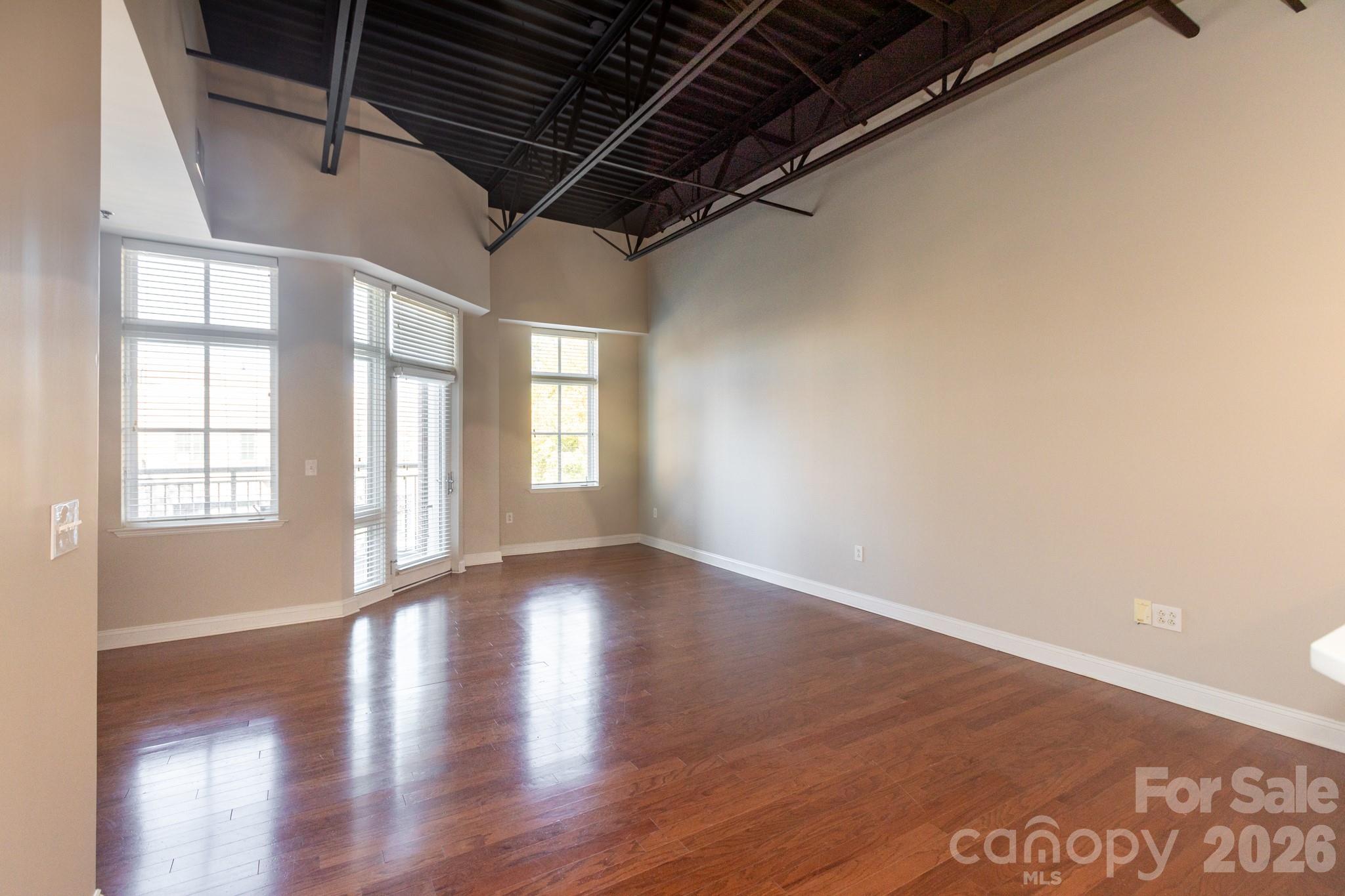 3920 Sharon Road — Charlotte