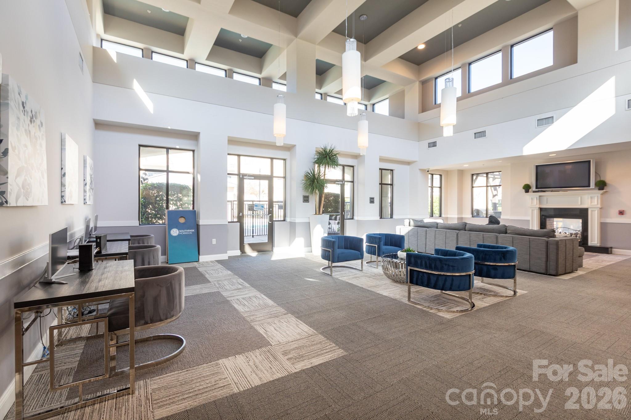 3920 Sharon Road — Charlotte