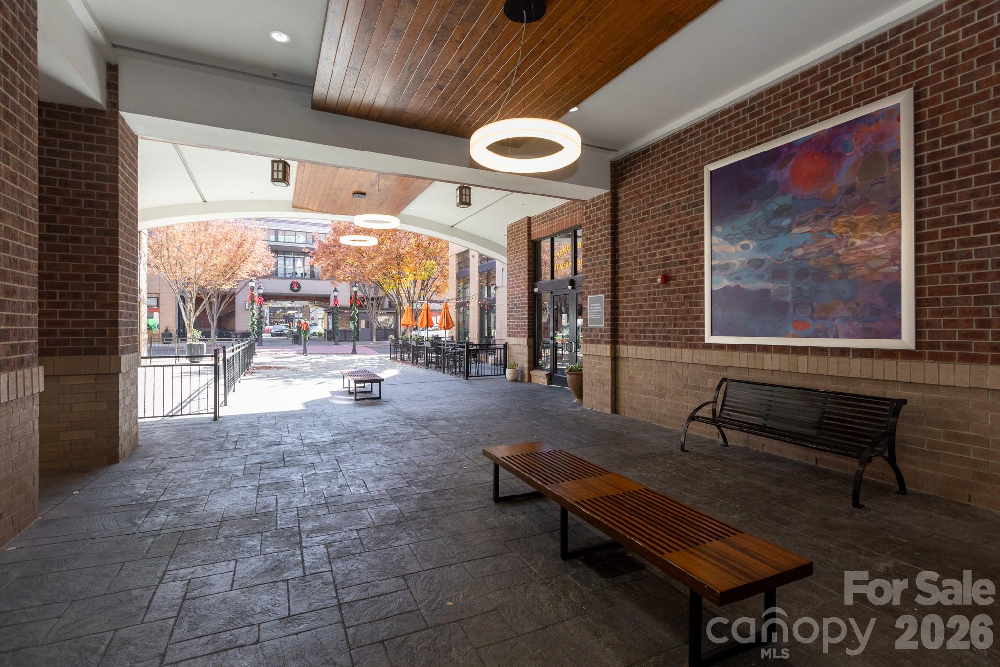 3920 Sharon Road — Charlotte