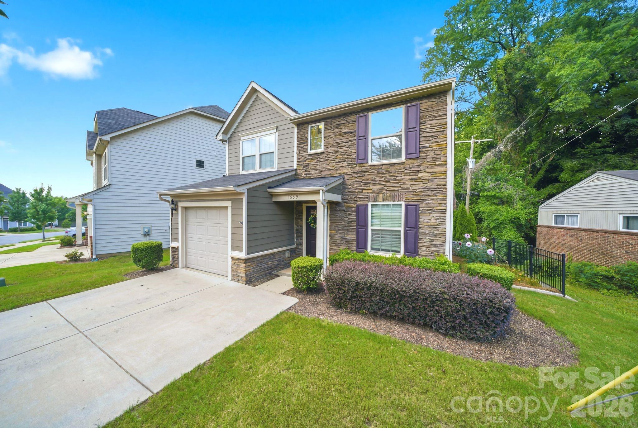 1829 Evergreen Drive — Charlotte