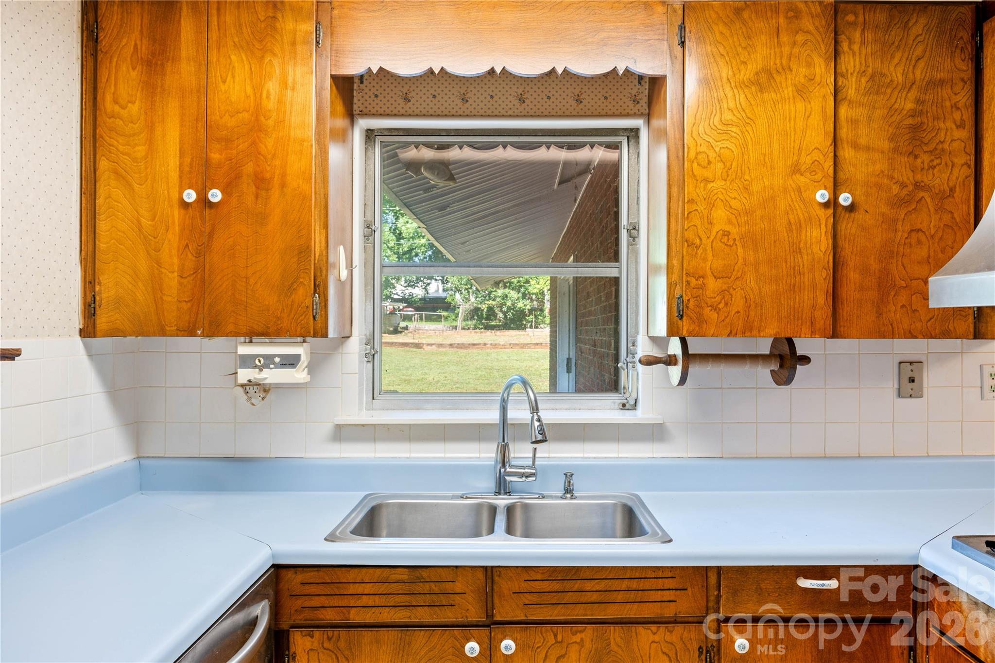 811 Katherine Avenue — Kings Mountain
