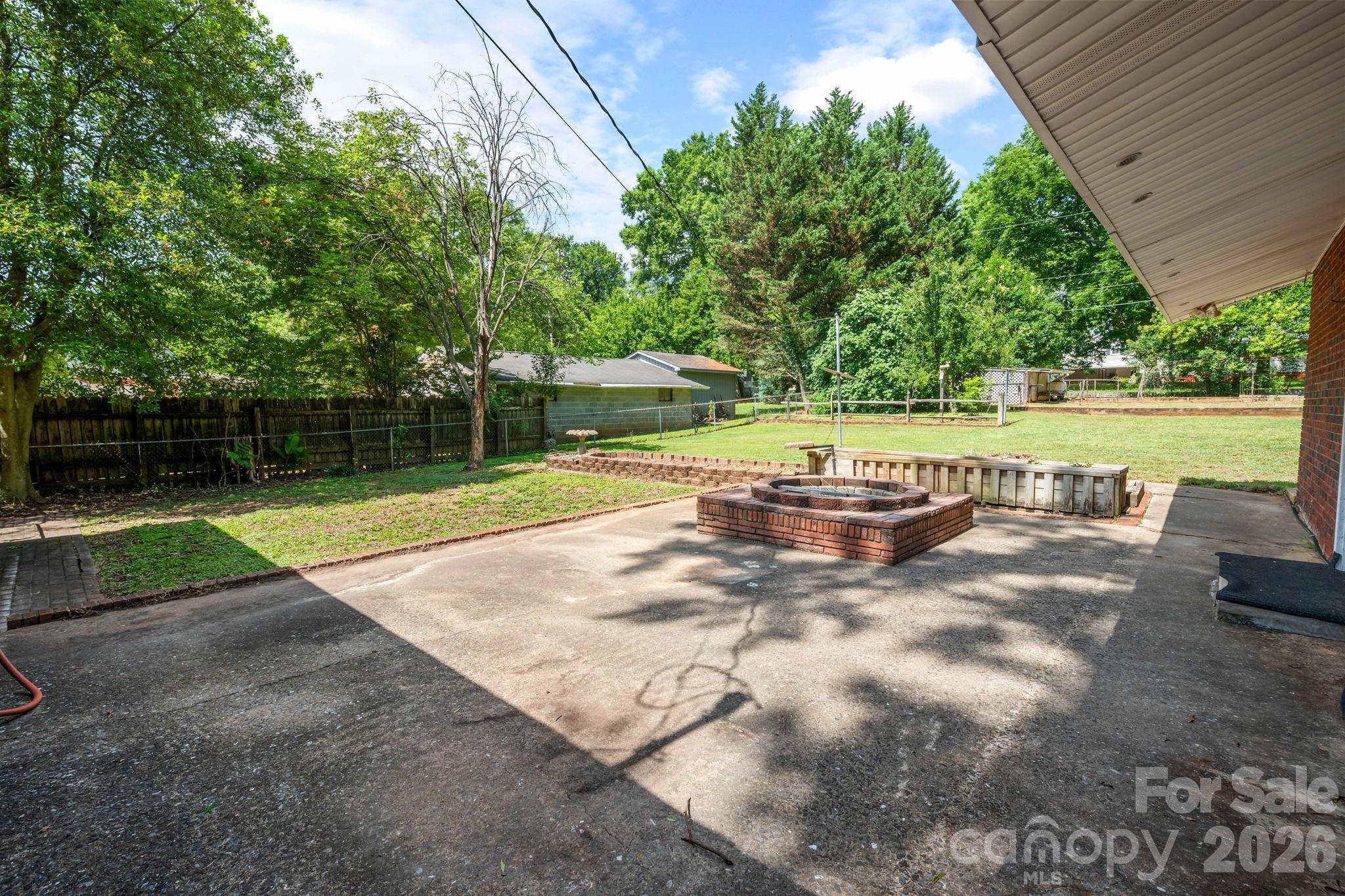 811 Katherine Avenue — Kings Mountain