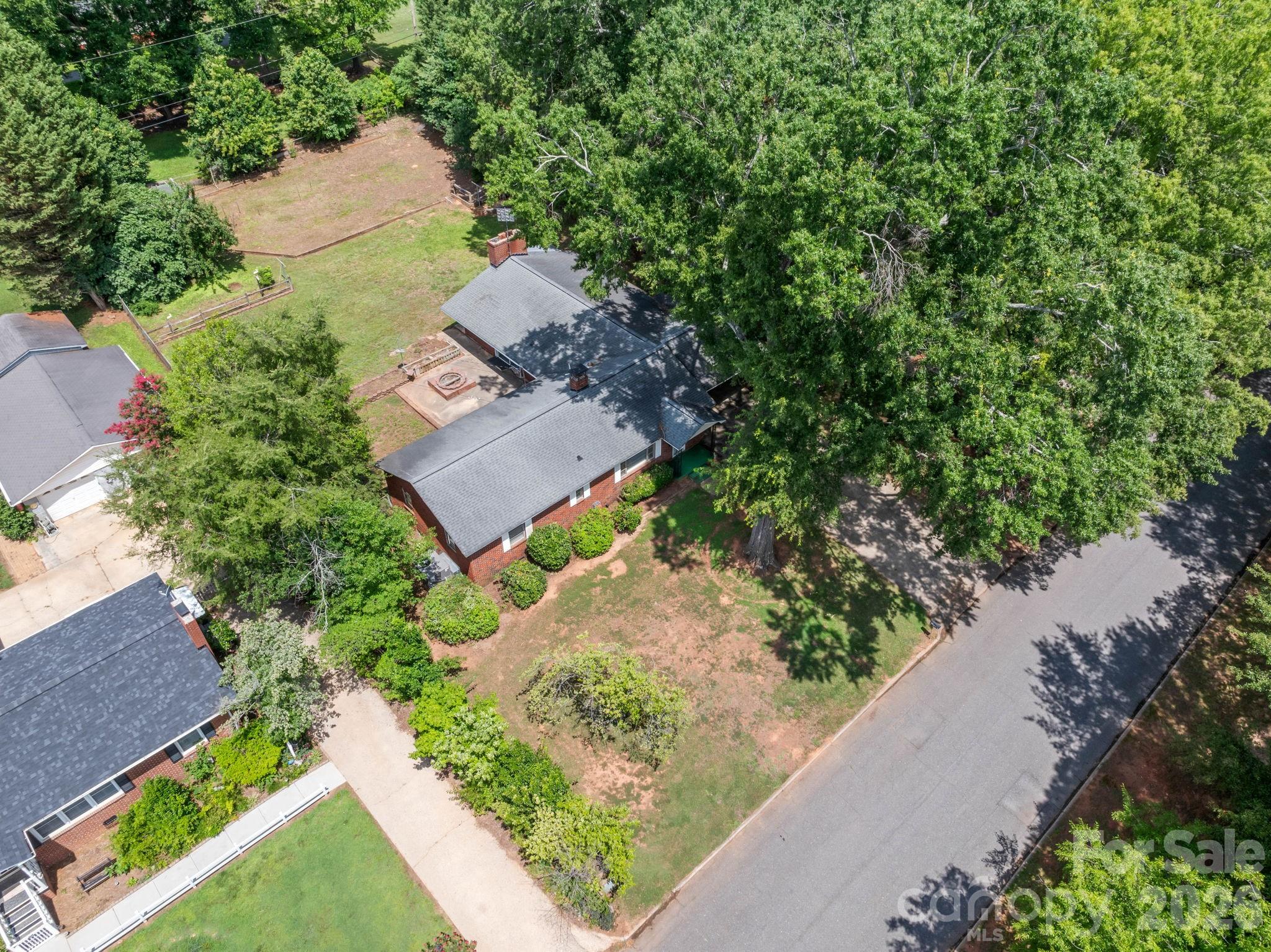811 Katherine Avenue — Kings Mountain