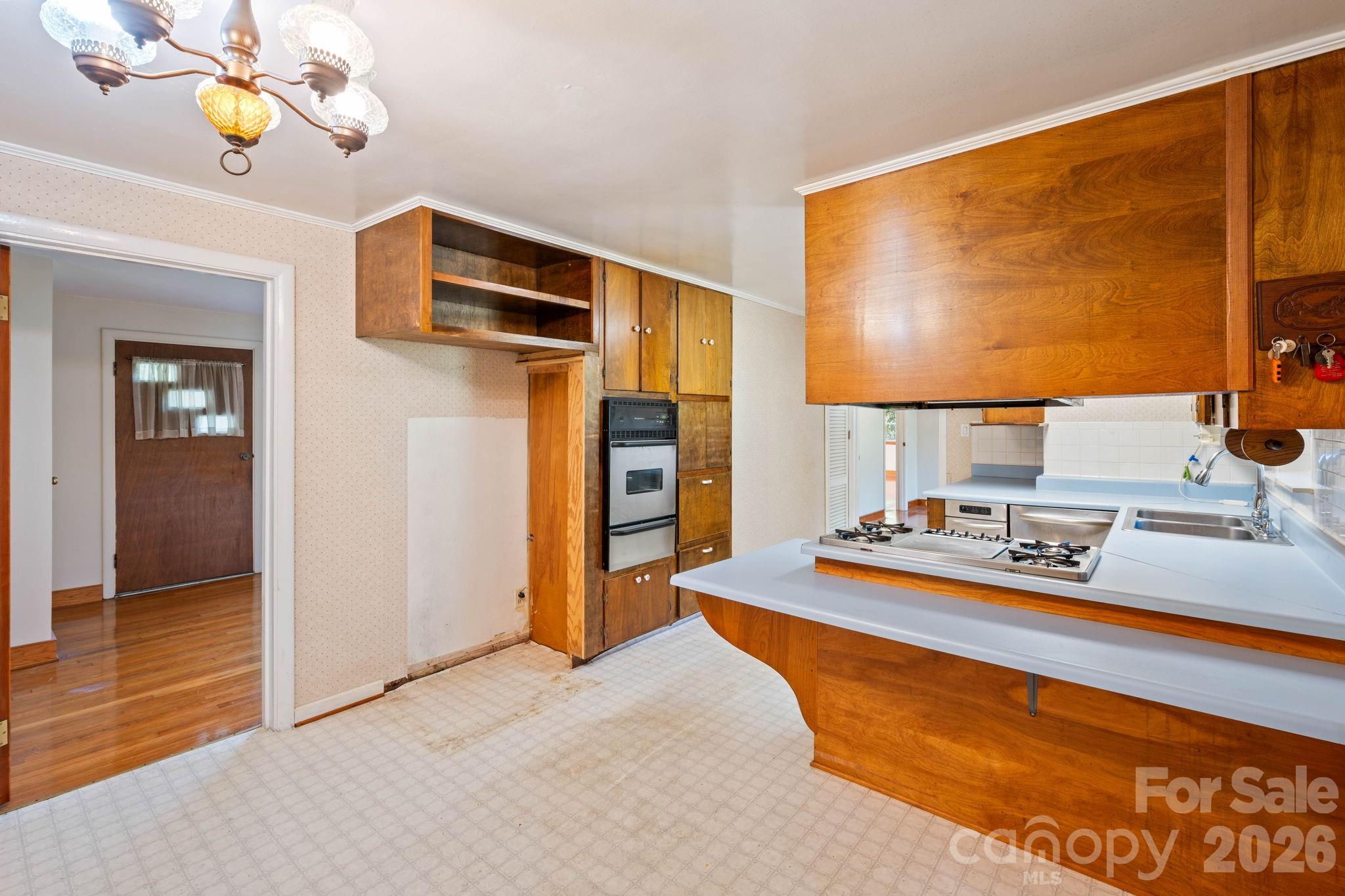 811 Katherine Avenue — Kings Mountain