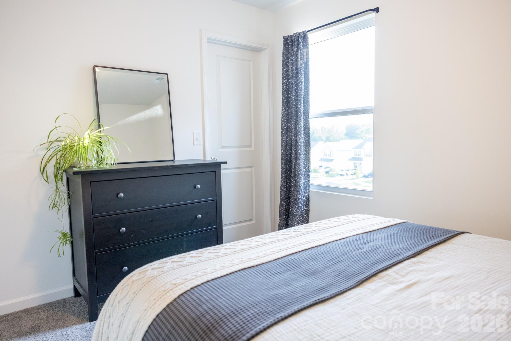 556 Willamette Drive — Salisbury