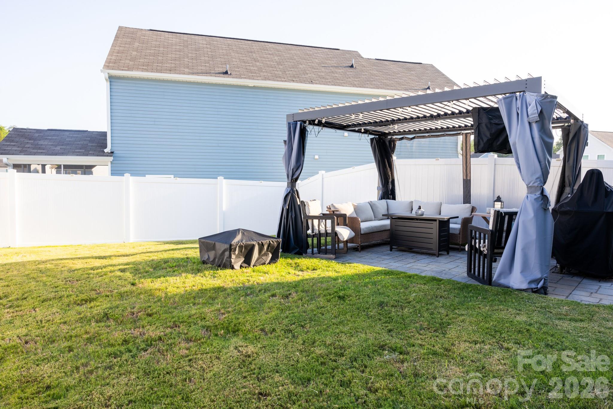 556 Willamette Drive — Salisbury
