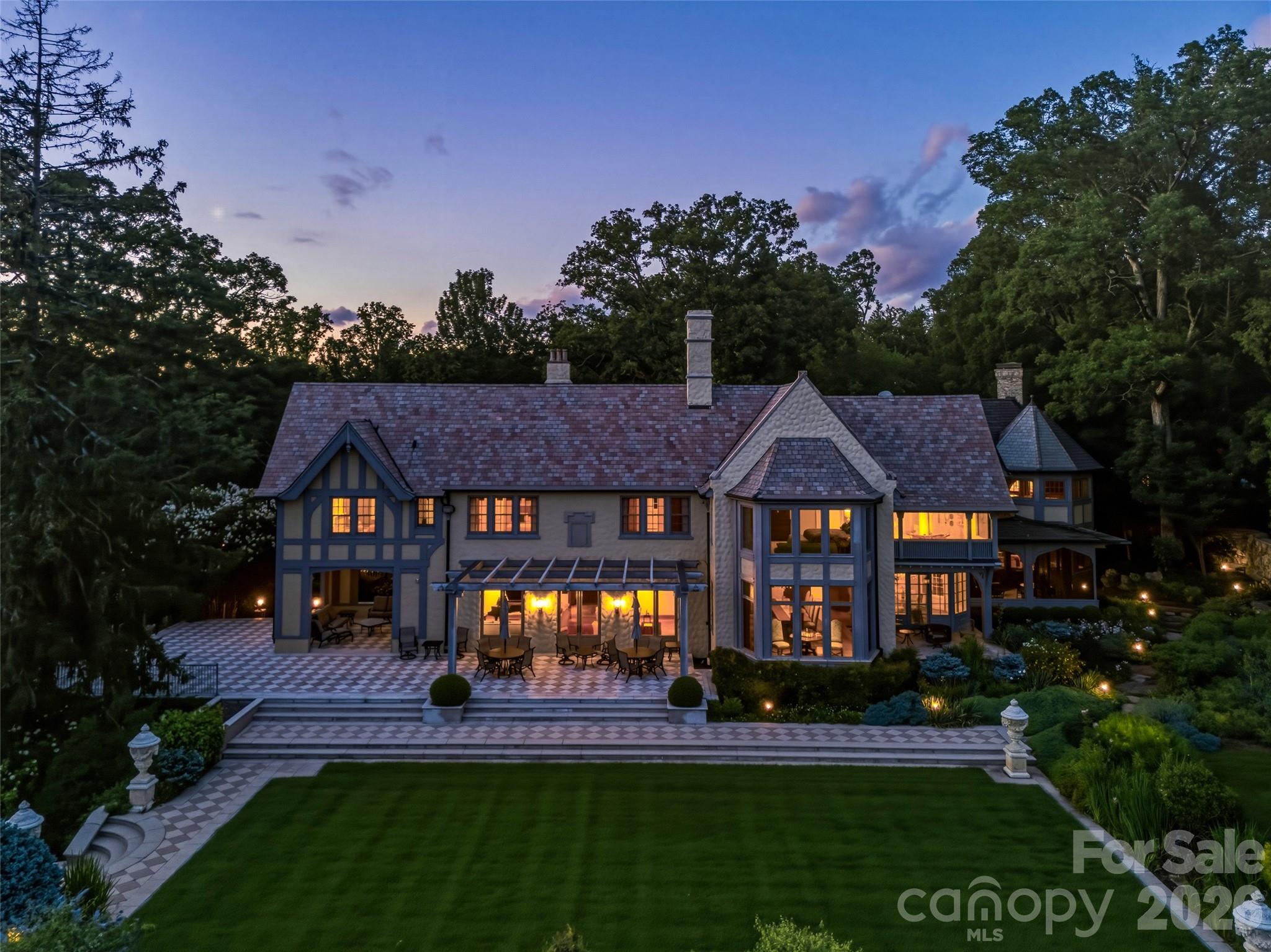 7 Stuyvesant Road — Biltmore Forest