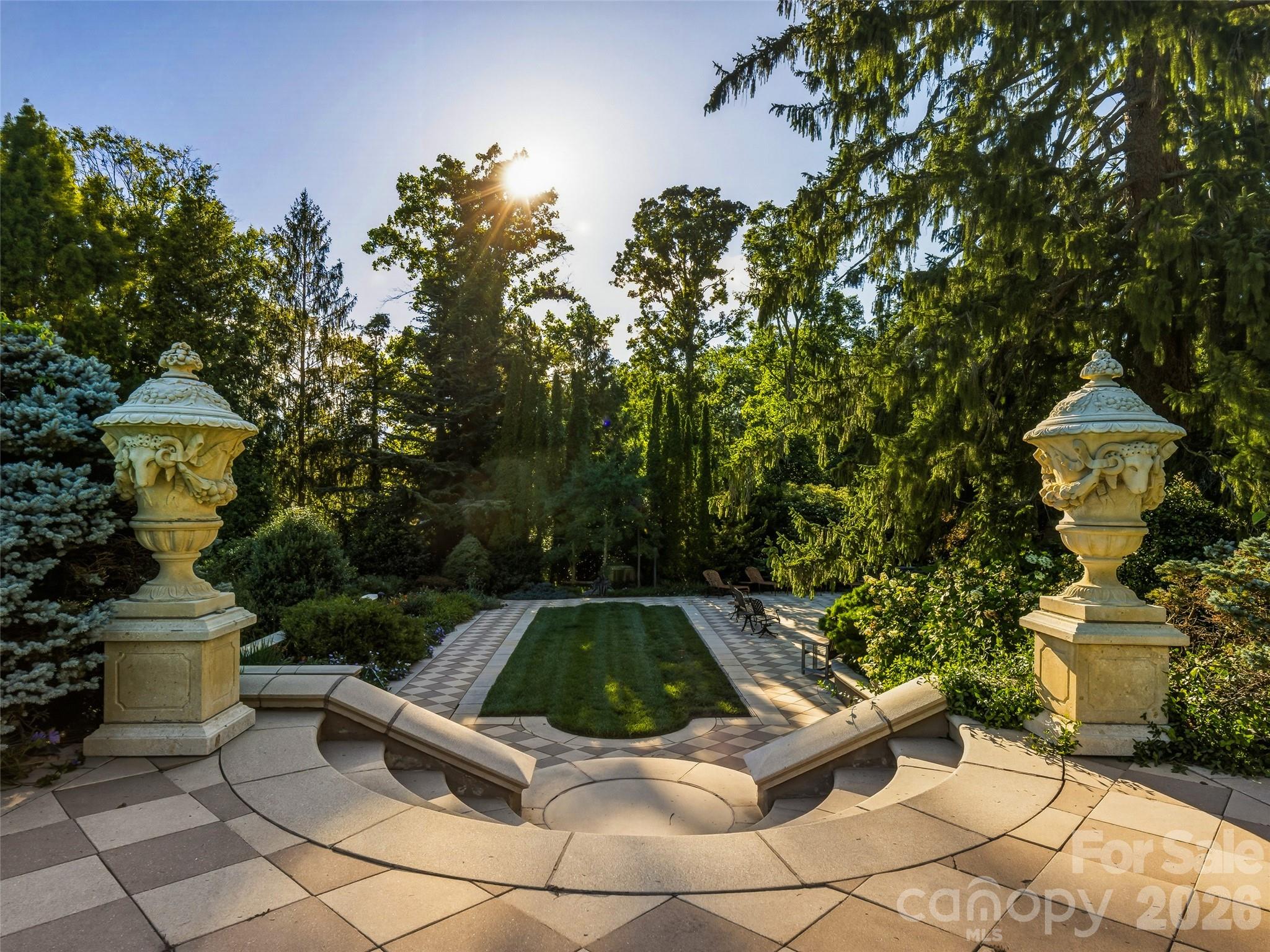 7 Stuyvesant Road — Biltmore Forest