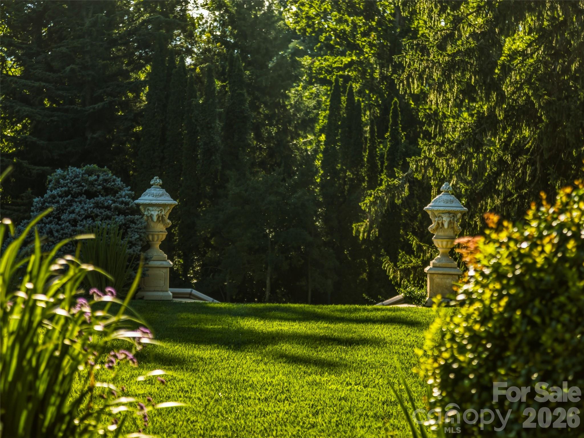 7 Stuyvesant Road — Biltmore Forest
