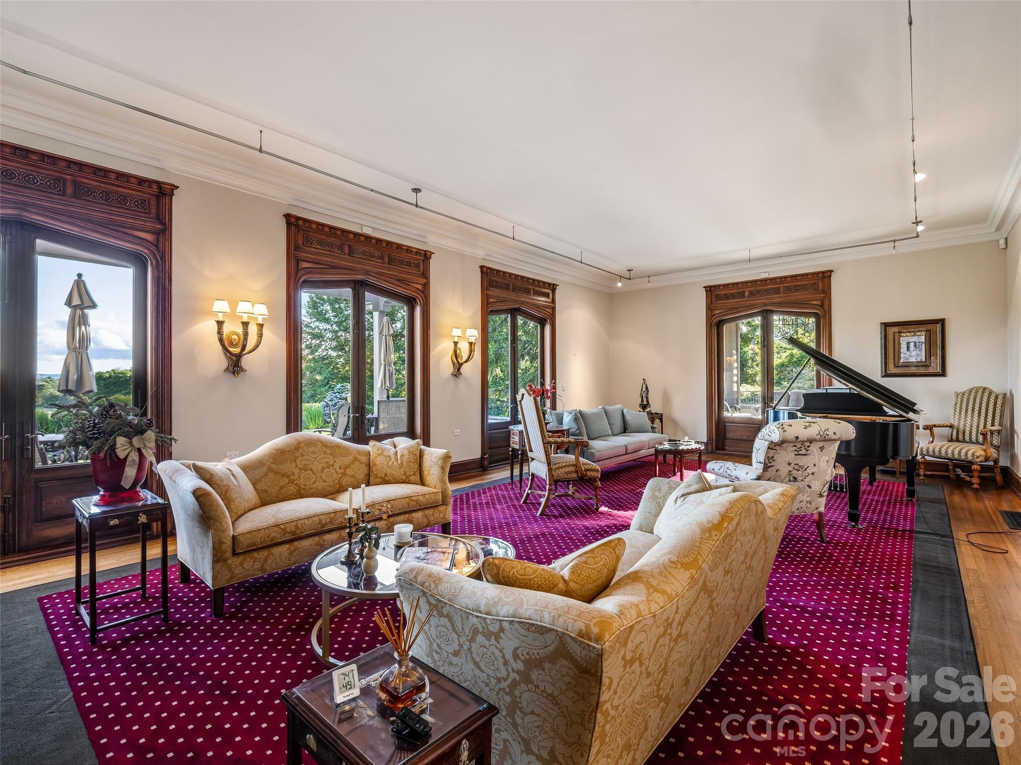 7 Stuyvesant Road — Biltmore Forest