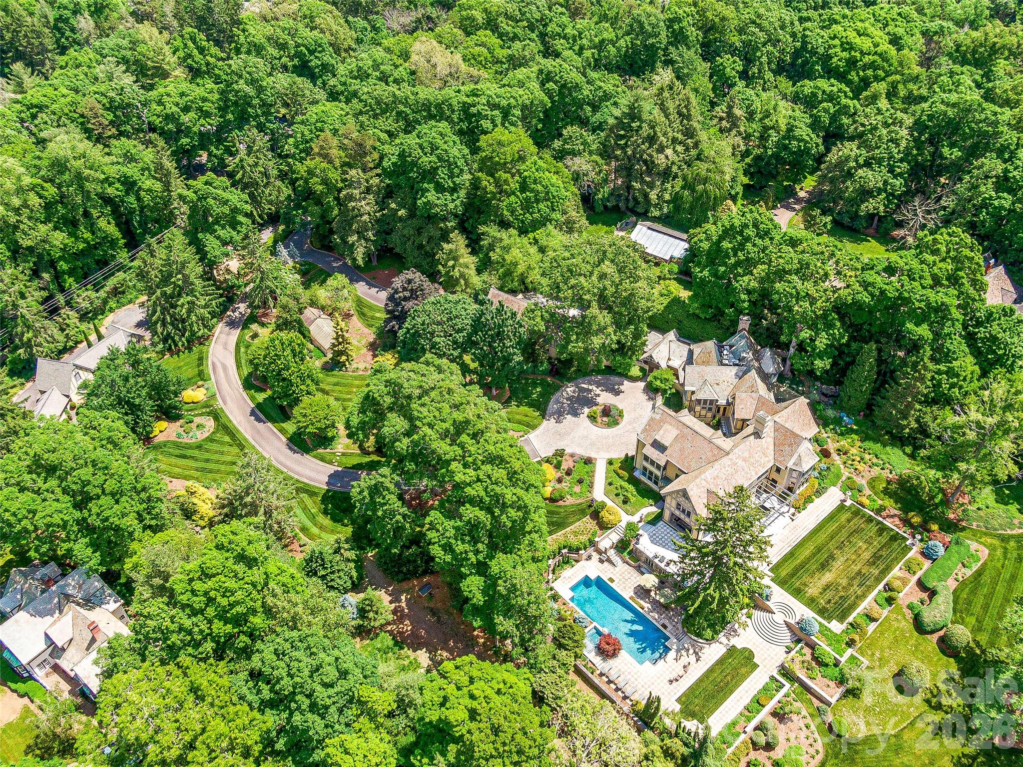7 Stuyvesant Road — Biltmore Forest