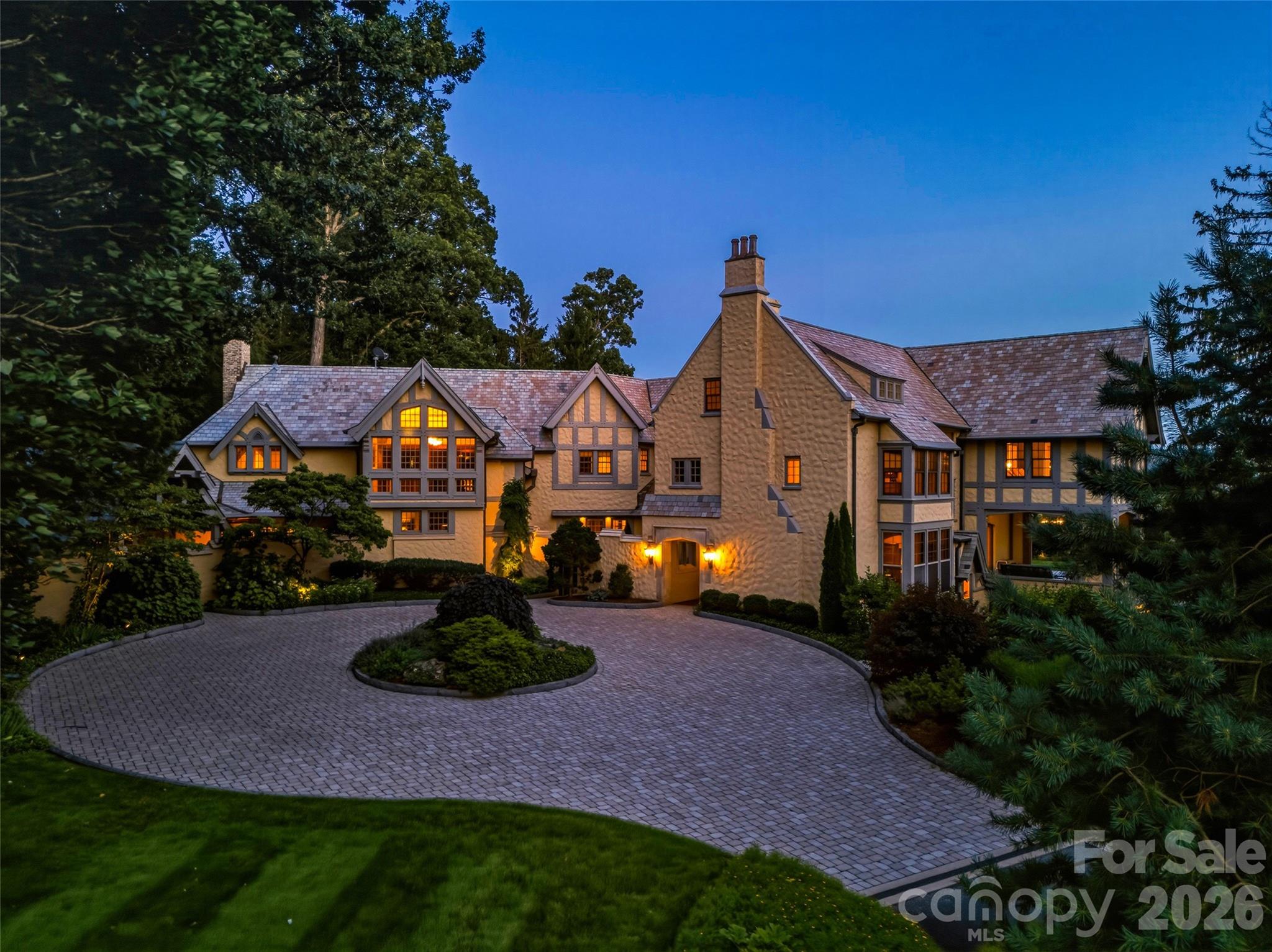 7 Stuyvesant Road — Biltmore Forest
