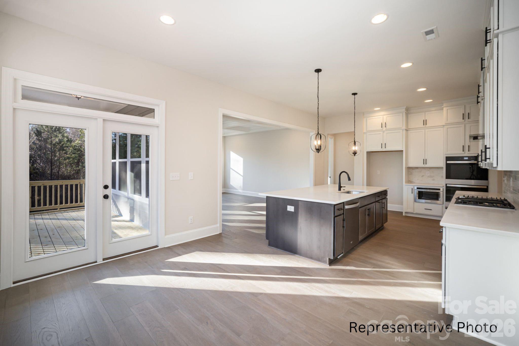 484 Edmunds Lane #48 — Clover