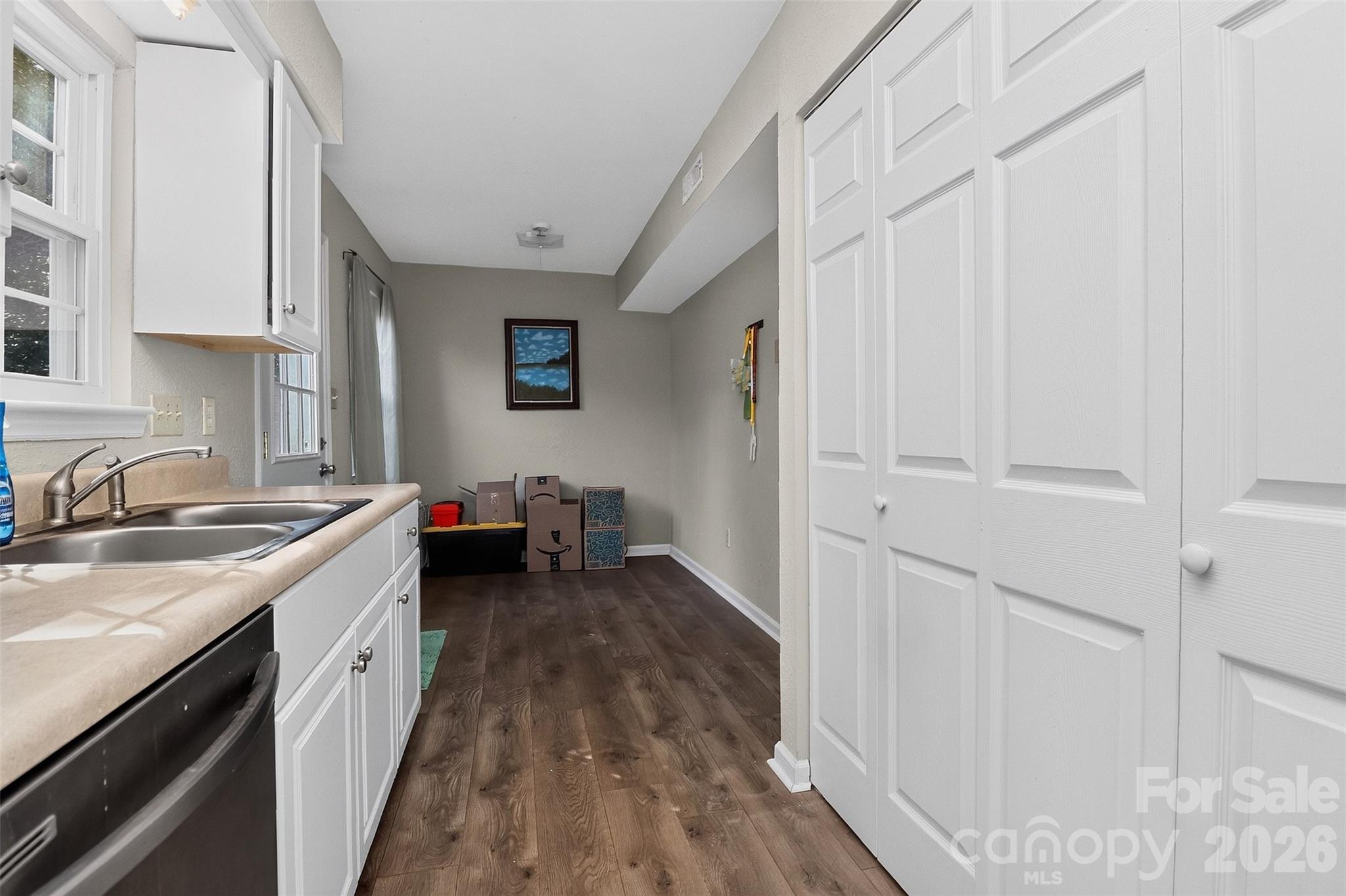 11117 Park Road — Charlotte