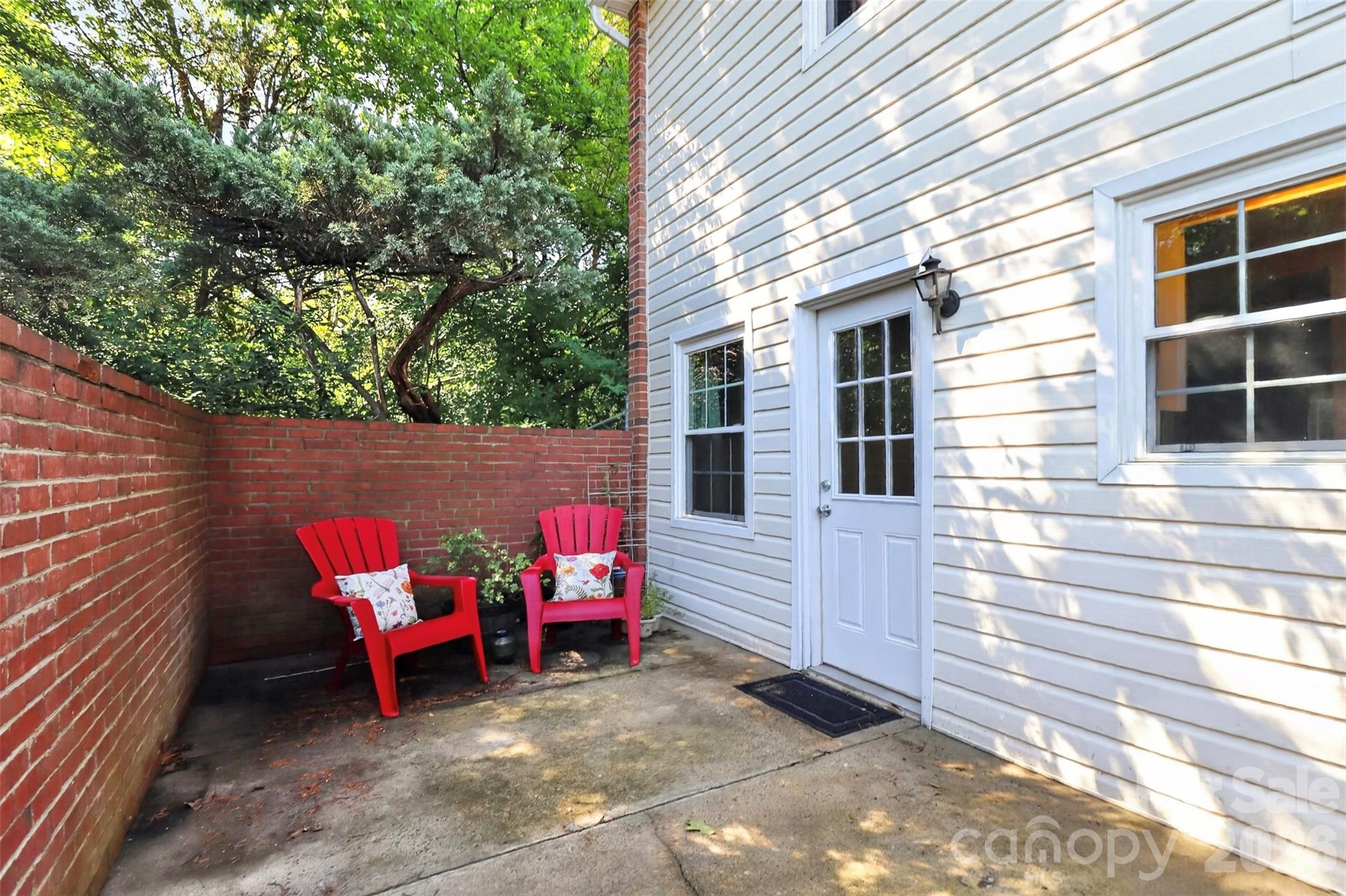 11117 Park Road — Charlotte