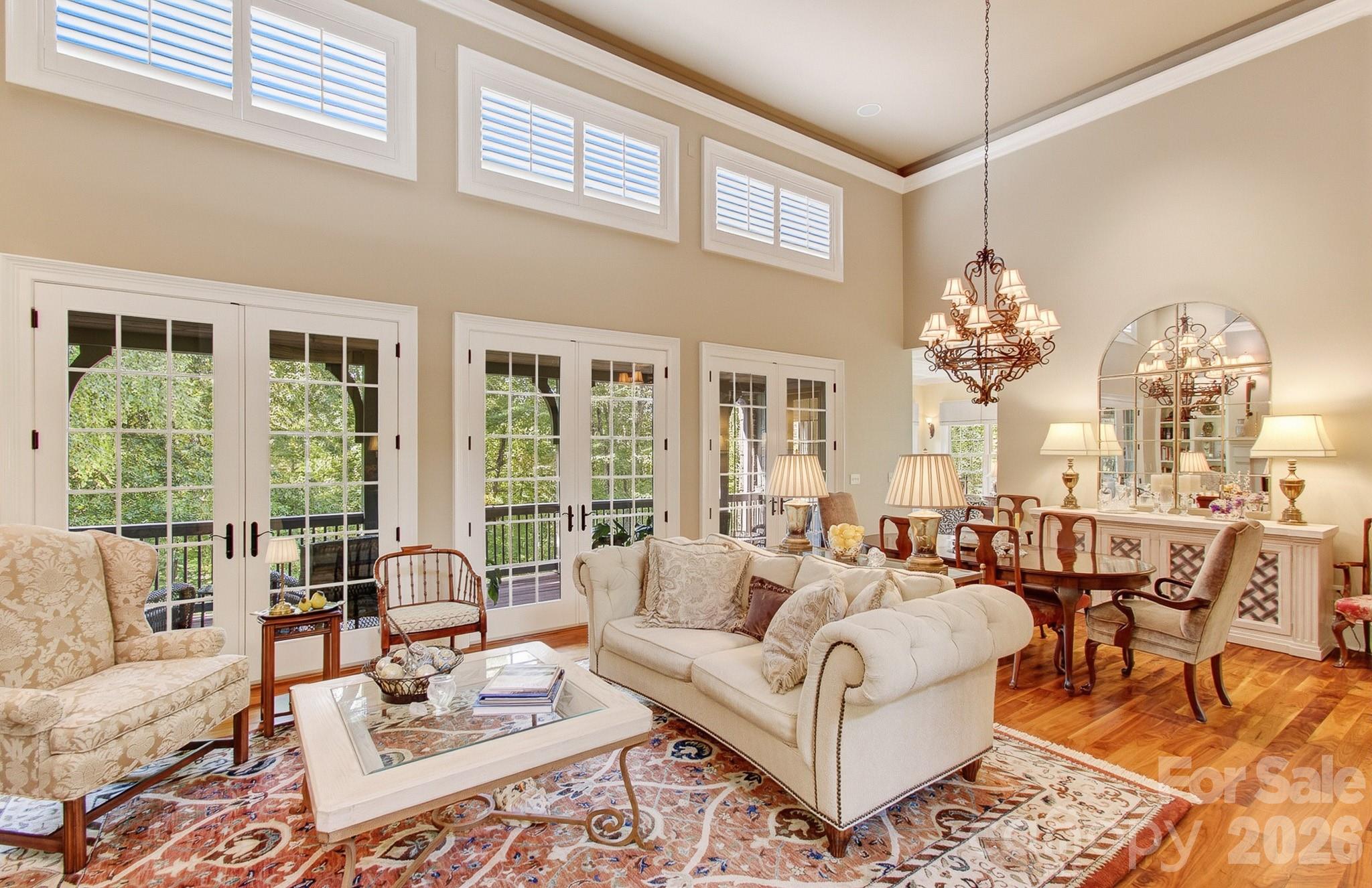 1333 Solomon Circle — Hendersonville