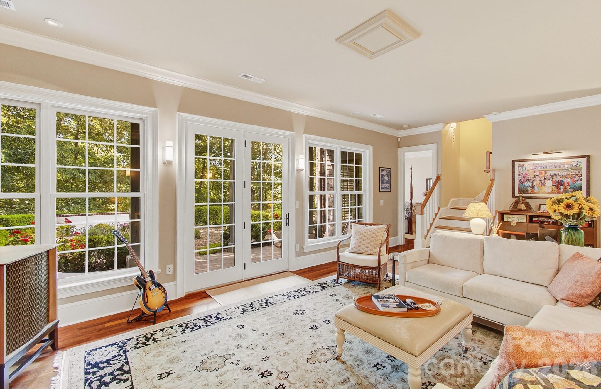 1333 Solomon Circle — Hendersonville